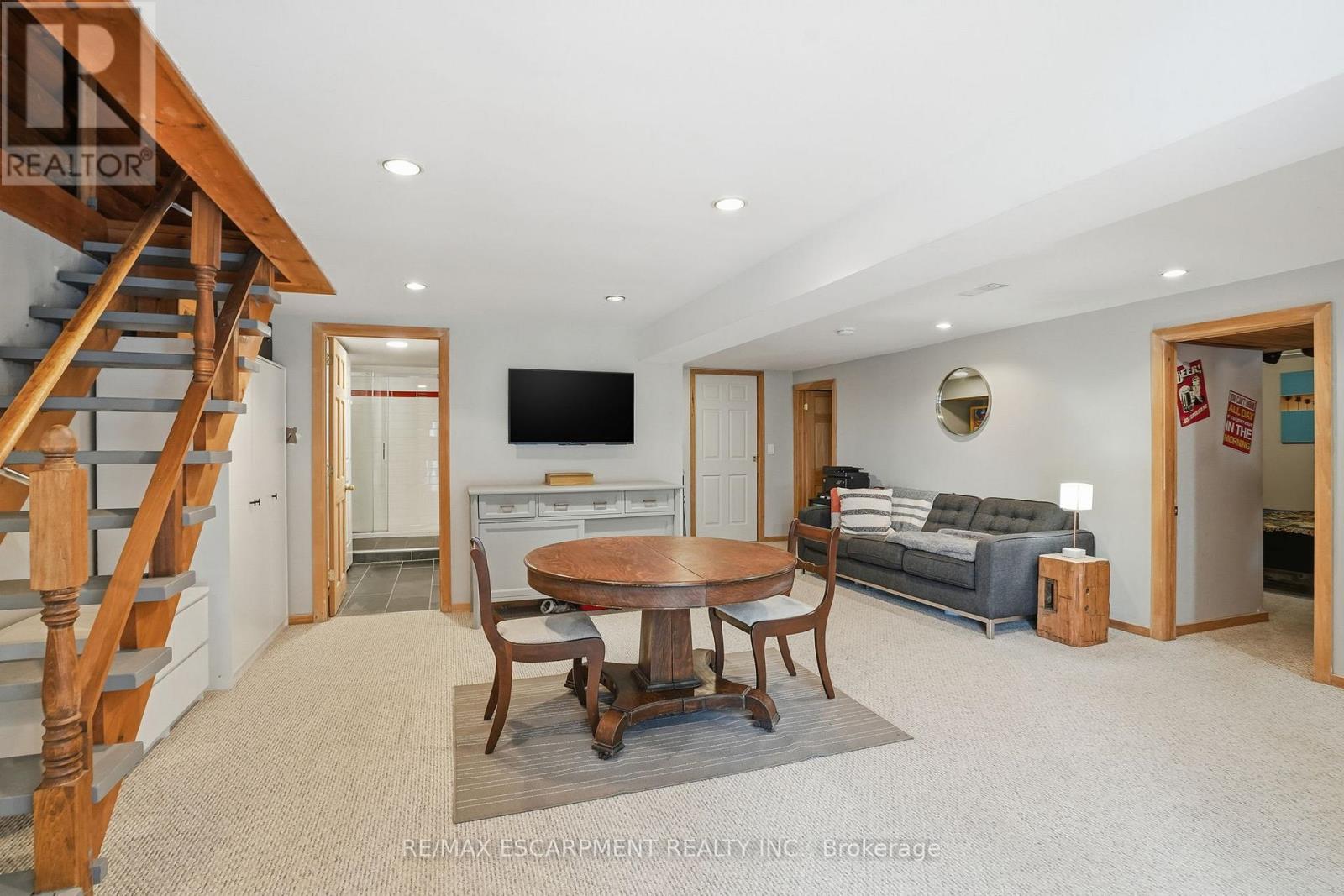 1112 Safari Road, Hamilton, Ontario  L8B 1A4 - Photo 30 - X12920762