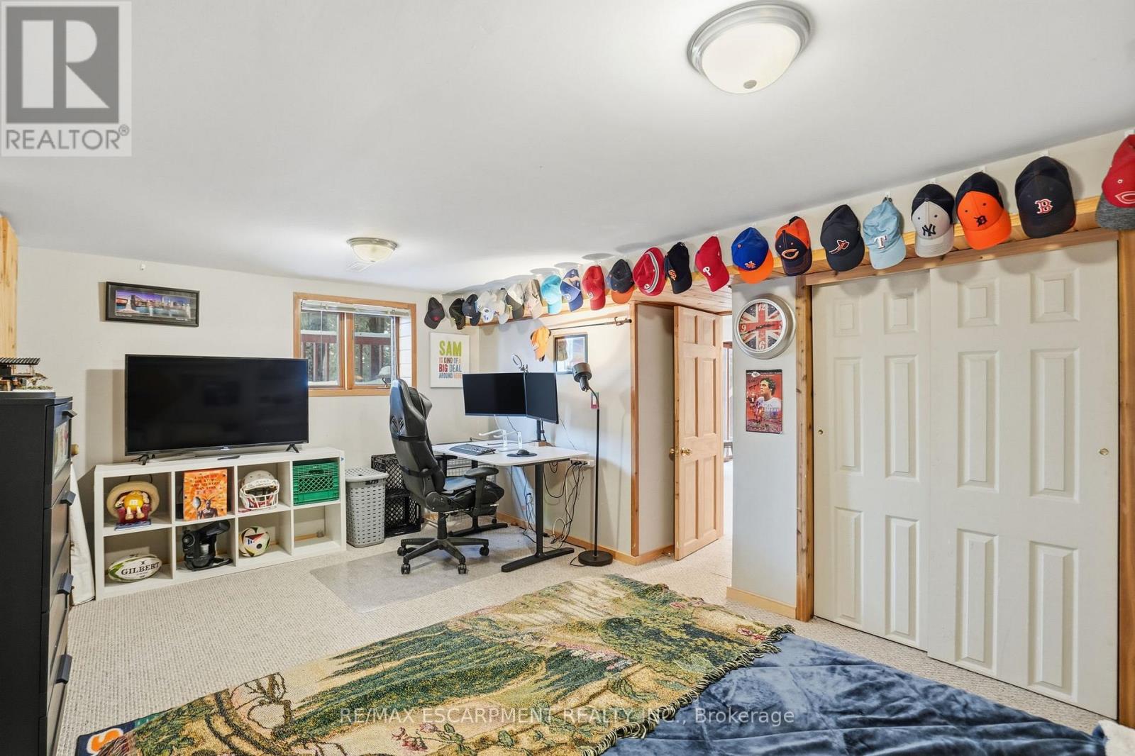 1112 Safari Road, Hamilton, Ontario  L8B 1A4 - Photo 34 - X12920762