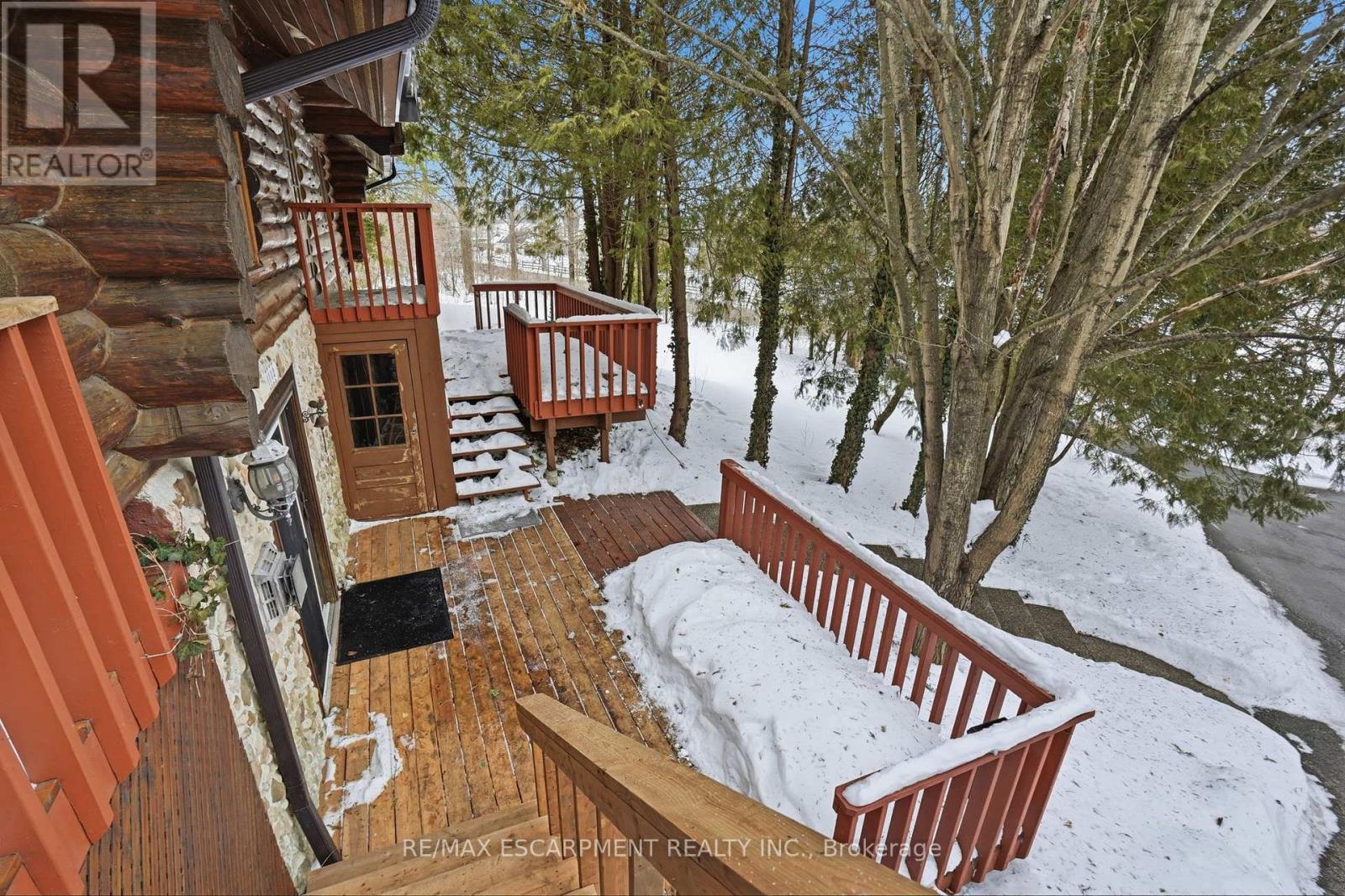 1112 Safari Road, Hamilton, Ontario  L8B 1A4 - Photo 6 - X12920762