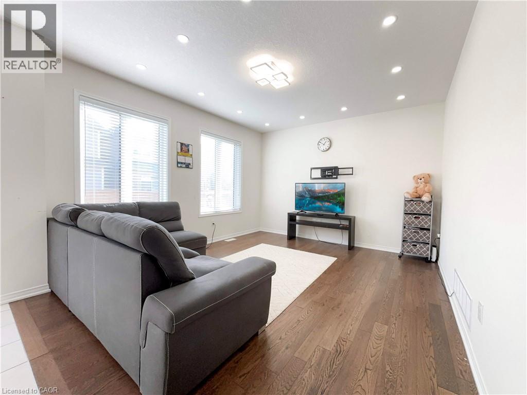 159 Longboat Run W, Brantford, Ontario  N3T 0R9 - Photo 22 - 40815063