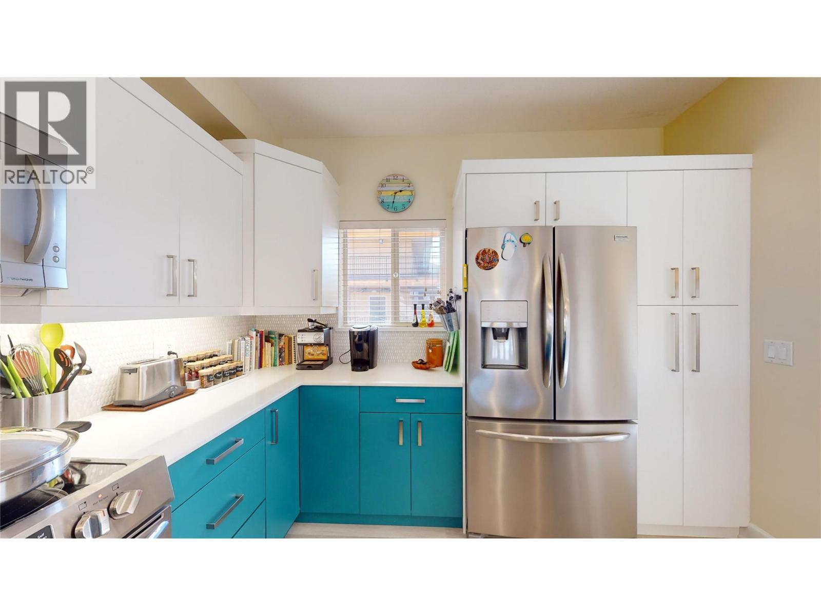 3996 Beach Avenue Unit# 205, Peachland, British Columbia V0H 1X5 - Photo 4 - 10375565