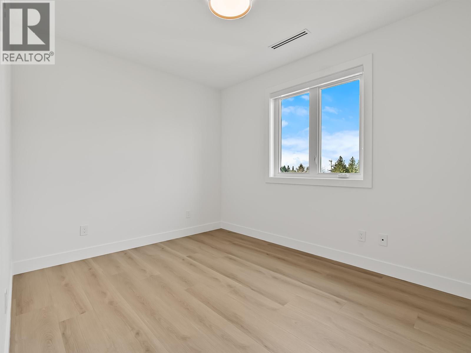 1 4432 Irmin Street, Burnaby, British Columbia V5J 1X7 - Photo 29 - R3103179