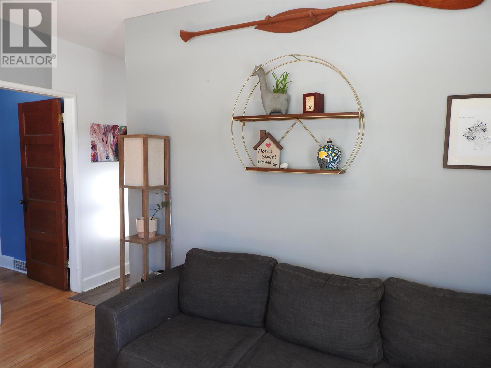 286 Leslie Ave, Thunder Bay, Ontario  P7A 1W6 - Photo 2 - TB2600477