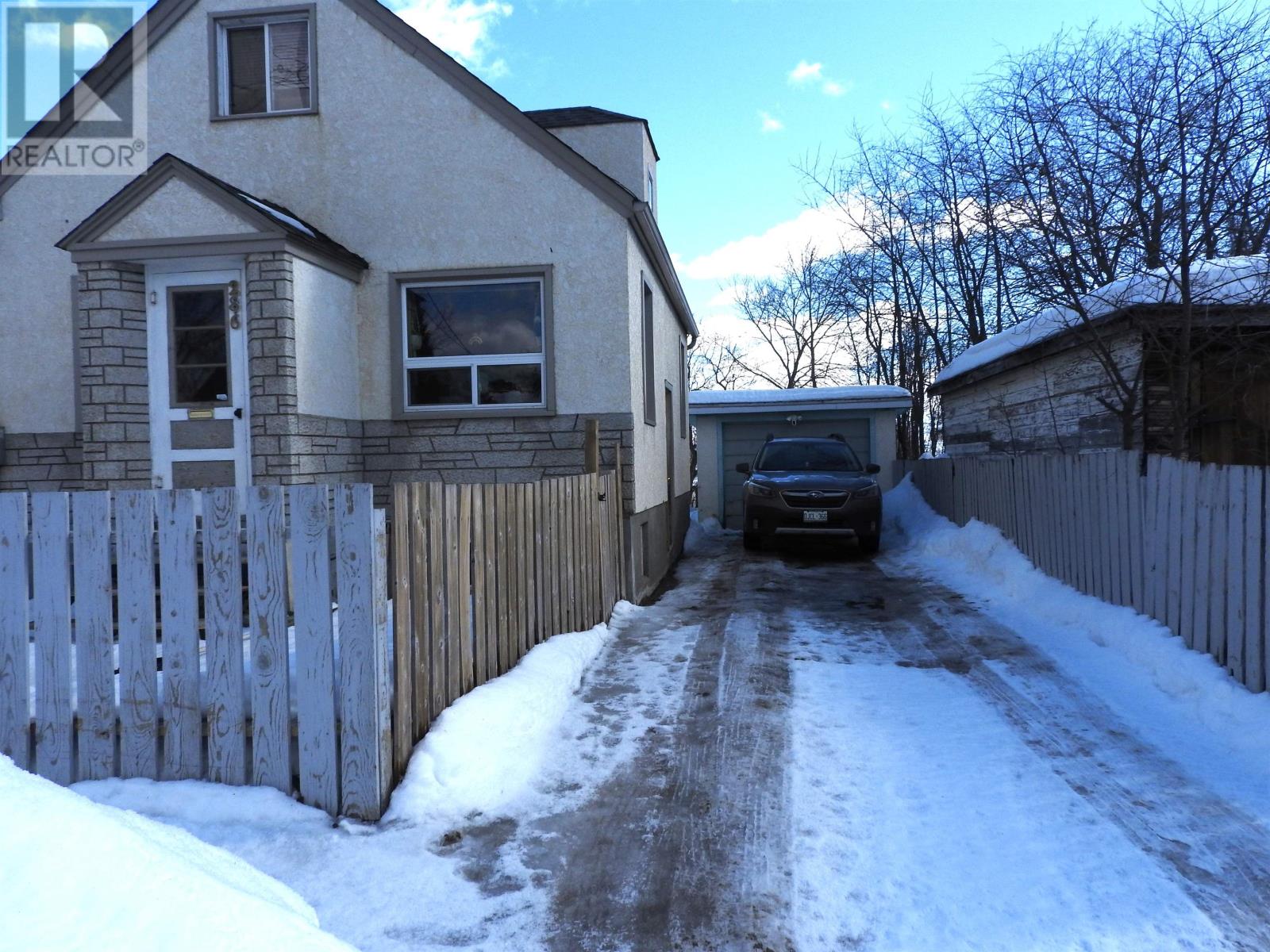 286 Leslie Ave, Thunder Bay, Ontario  P7A 1W6 - Photo 27 - TB2600477