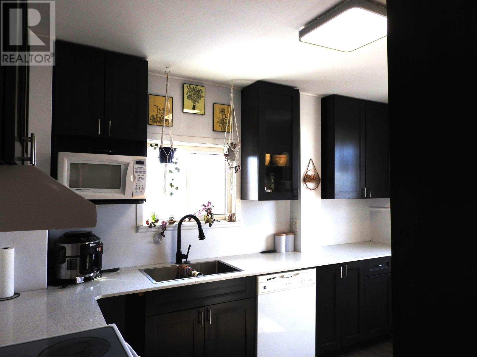 286 Leslie Ave, Thunder Bay, Ontario  P7A 1W6 - Photo 9 - TB2600477