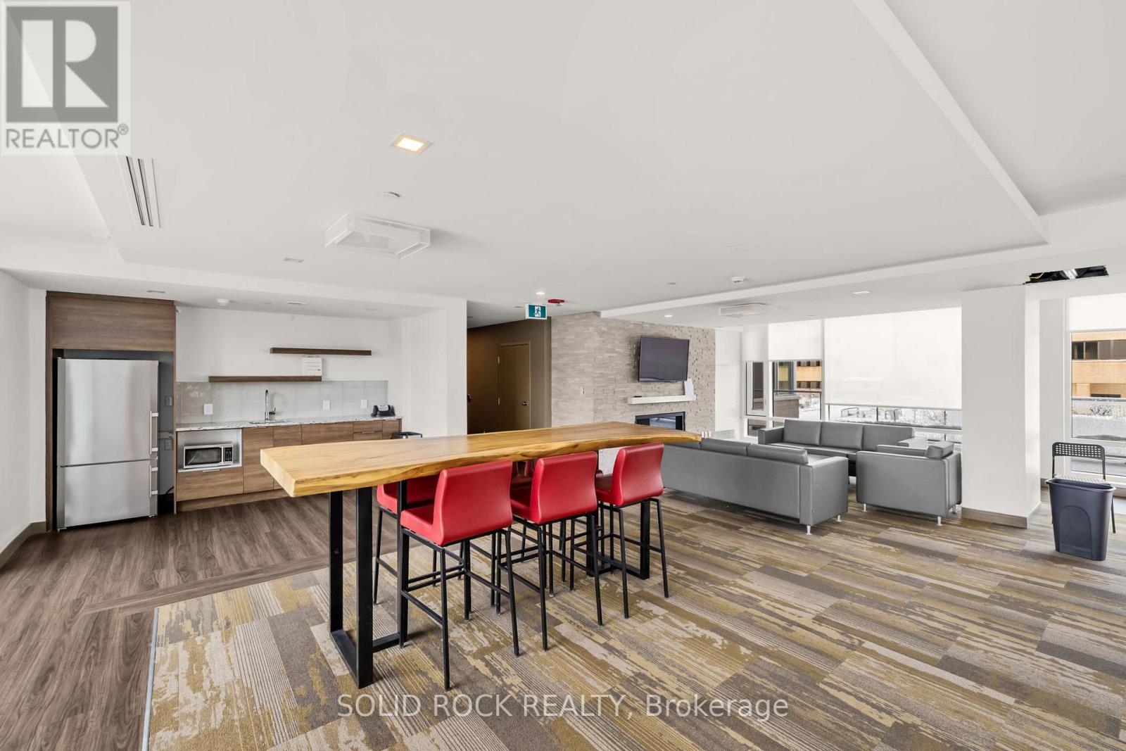 201 - 530 De Mazenod Avenue, Ottawa, Ontario  K1S 5W8 - Photo 18 - X12920854