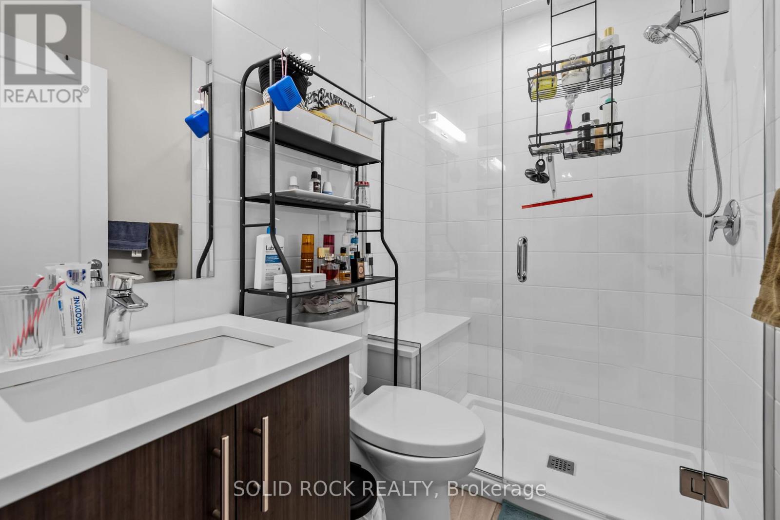 201 - 530 De Mazenod Avenue, Ottawa, Ontario  K1S 5W8 - Photo 5 - X12920854