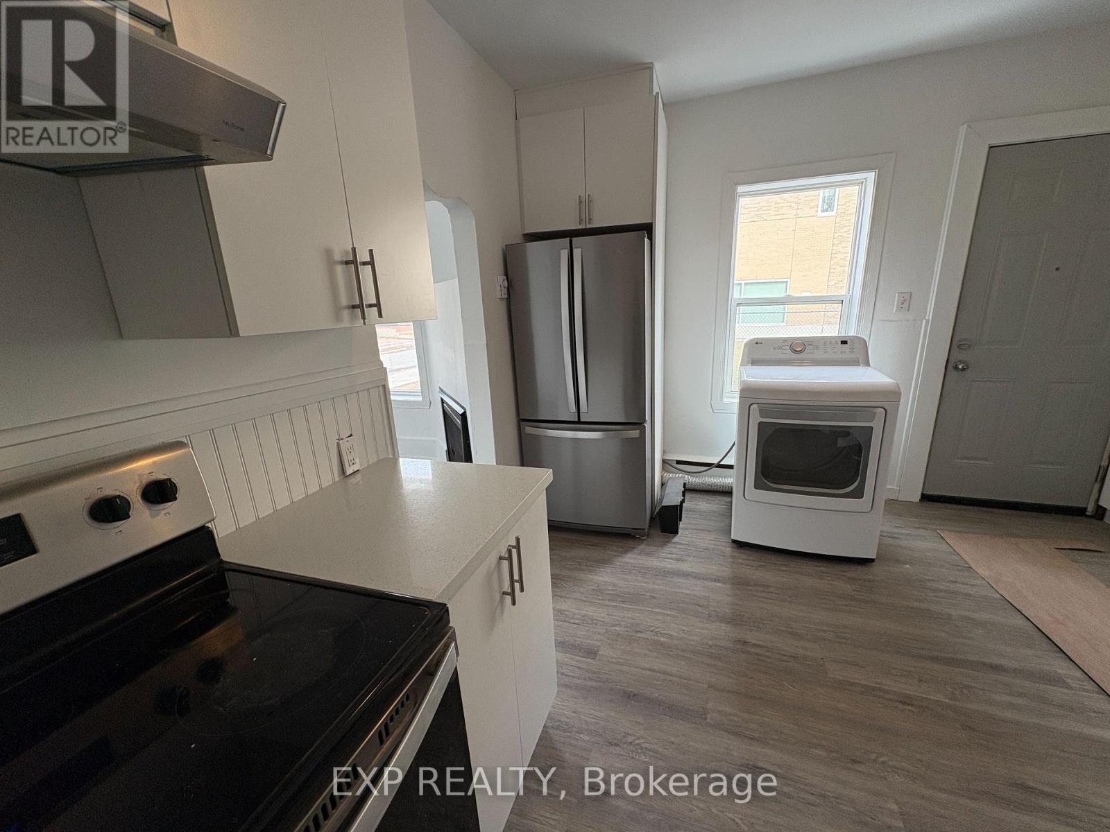 226 First Street W, Cornwall, Ontario  K6J 5T2 - Photo 5 - X12920874