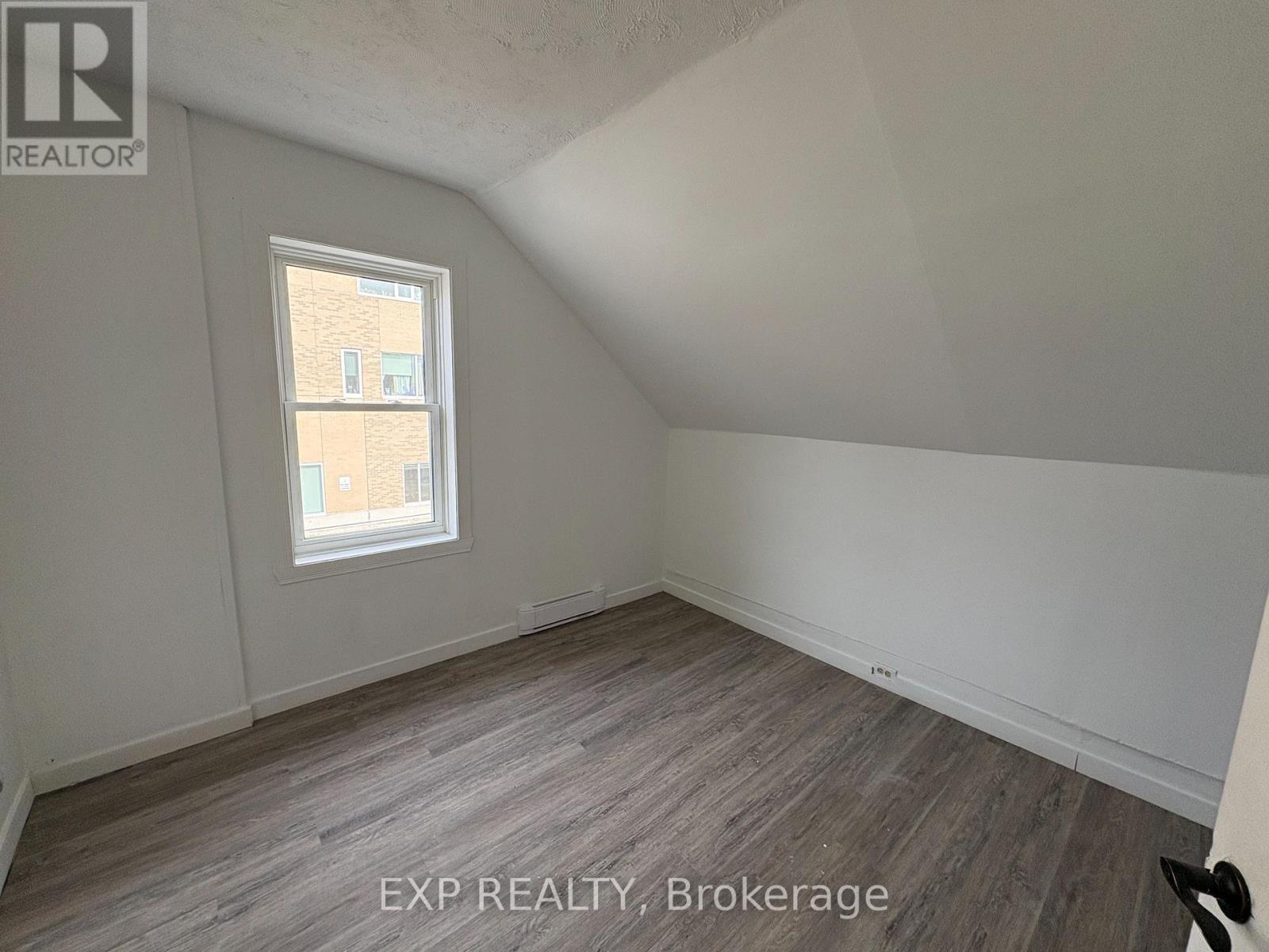 226 First Street W, Cornwall, Ontario  K6J 5T2 - Photo 7 - X12920874