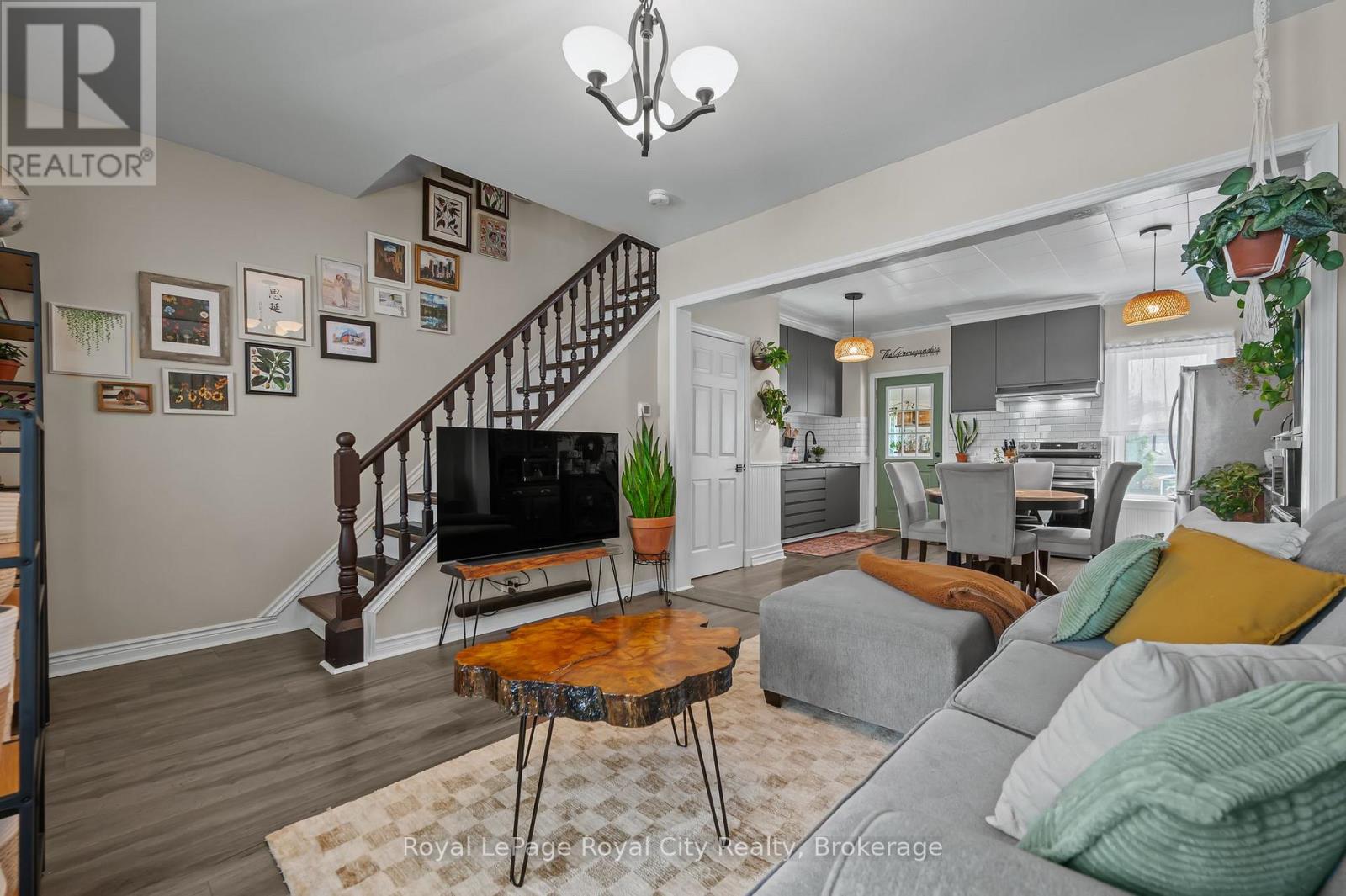 137 Perth Street, Stratford, Ontario  N5A 3Y1 - Photo 11 - X12917938