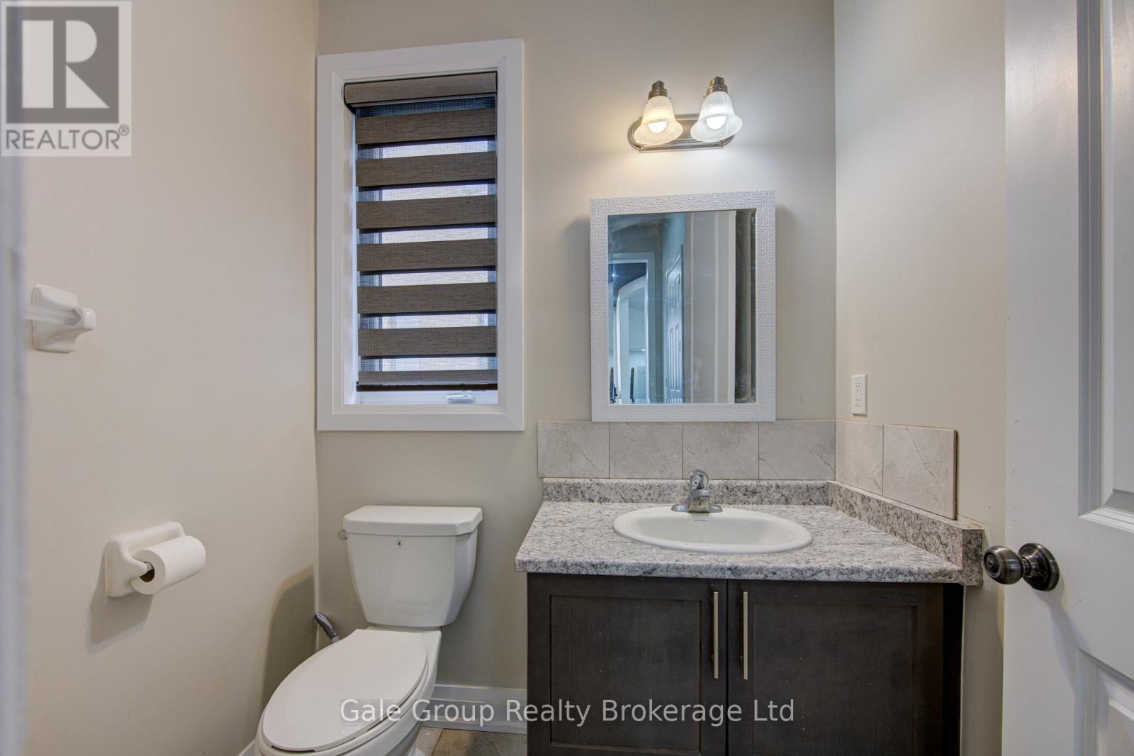 125 Prince Charles Crescent, Woodstock, Ontario  N4T 0N1 - Photo 9 - X12920806