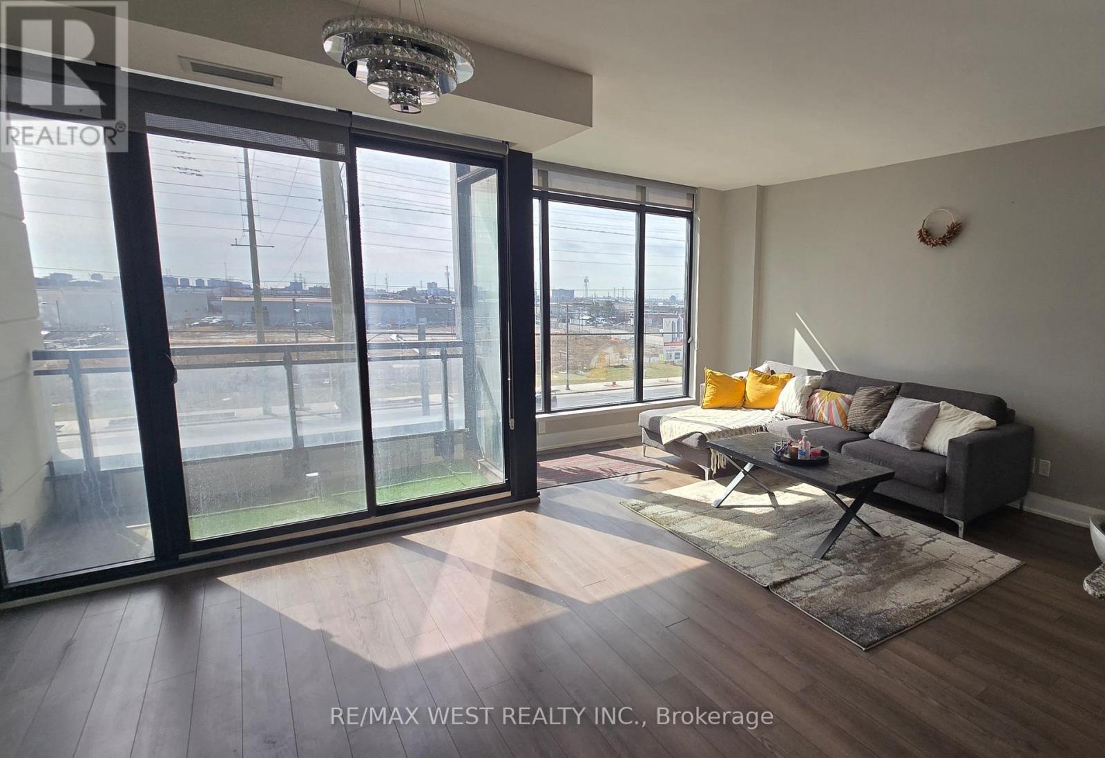 309 - 2900 Highway 7 Road, Vaughan, Ontario  L4K 0G3 - Photo 7 - N12912520