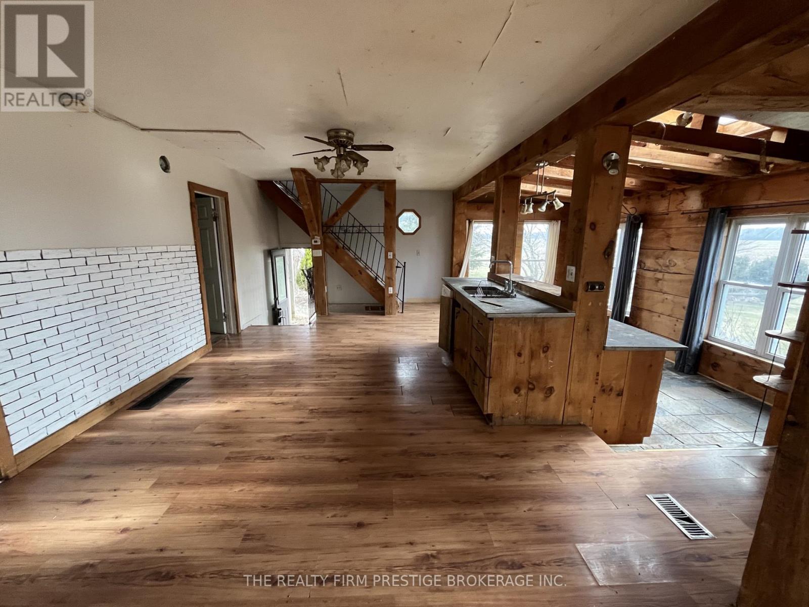 23104 Johnston Line, West Elgin, Ontario  N0L 2C0 - Photo 12 - X12911450