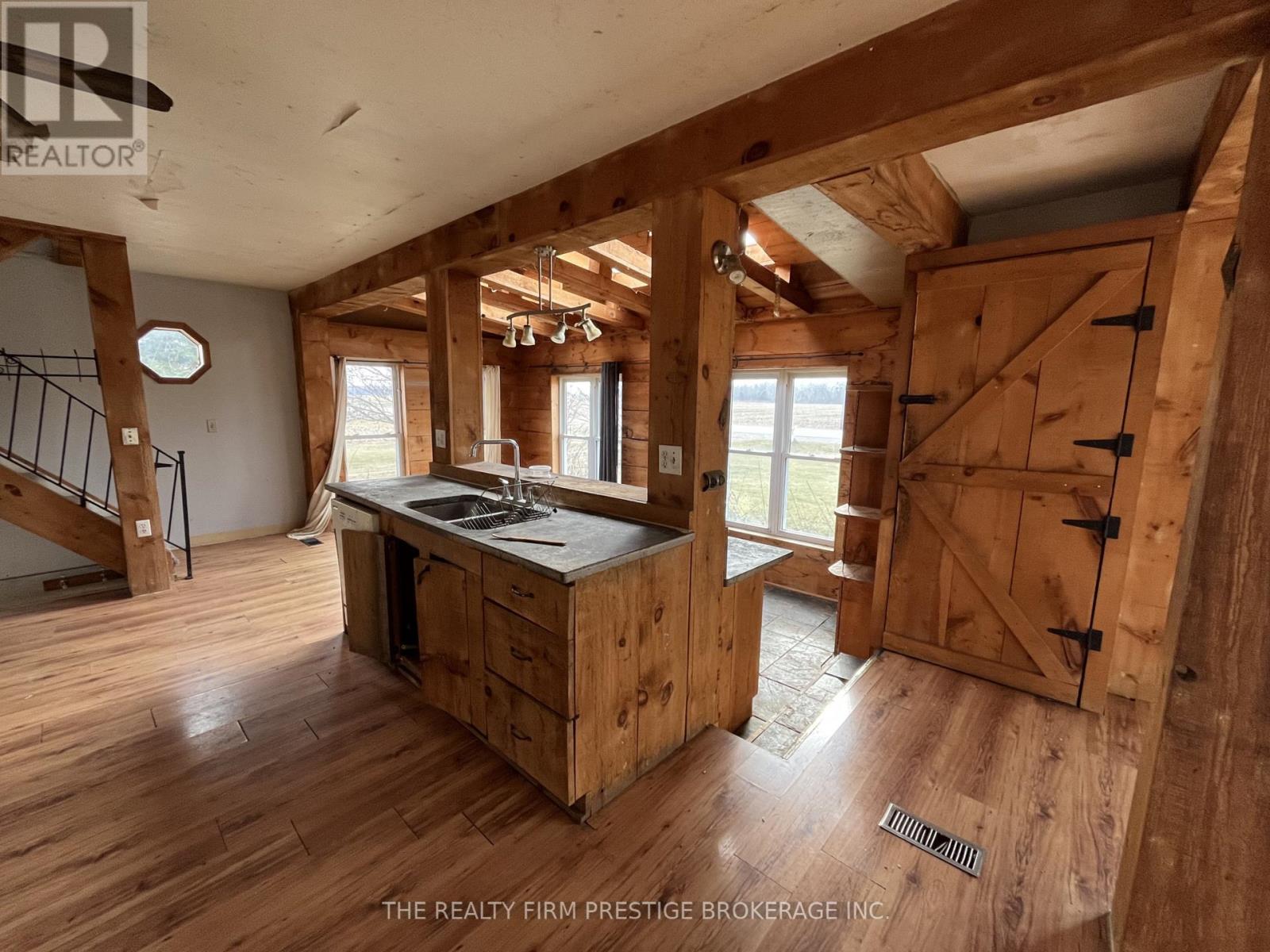 23104 Johnston Line, West Elgin, Ontario  N0L 2C0 - Photo 13 - X12911450