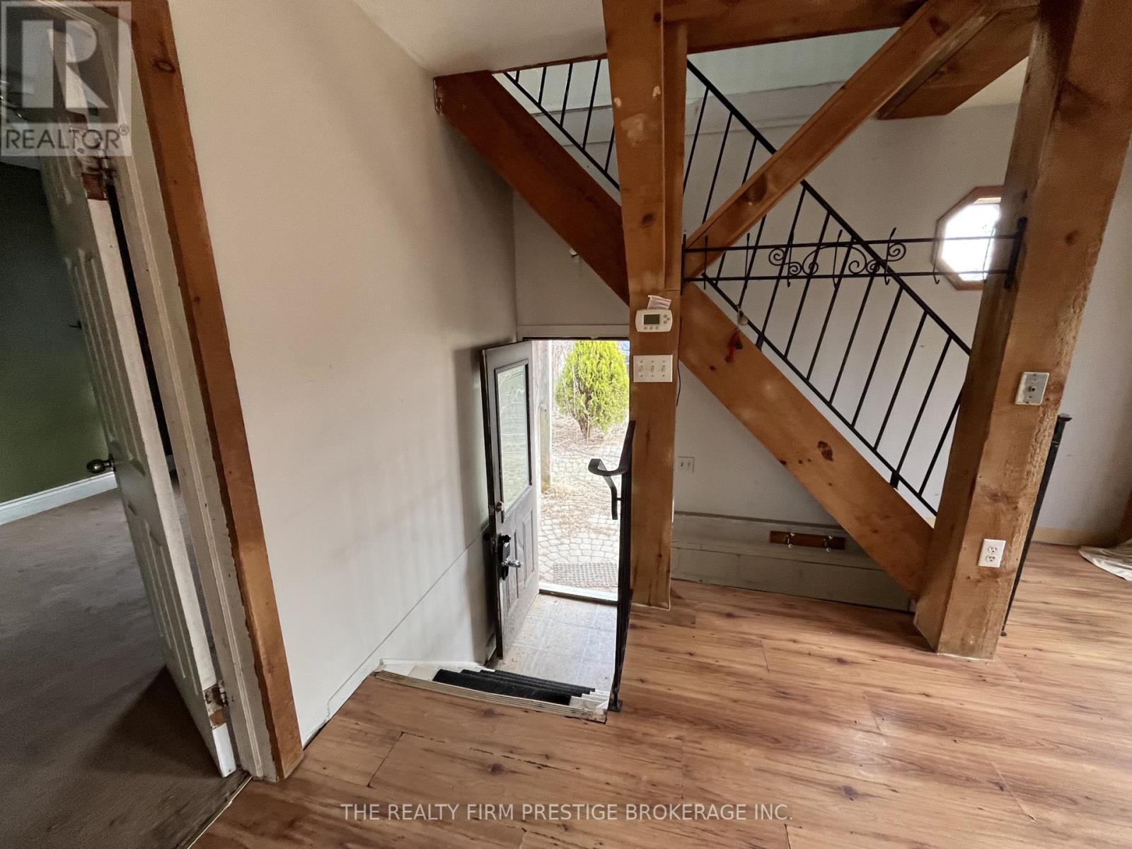 23104 Johnston Line, West Elgin, Ontario  N0L 2C0 - Photo 14 - X12911450