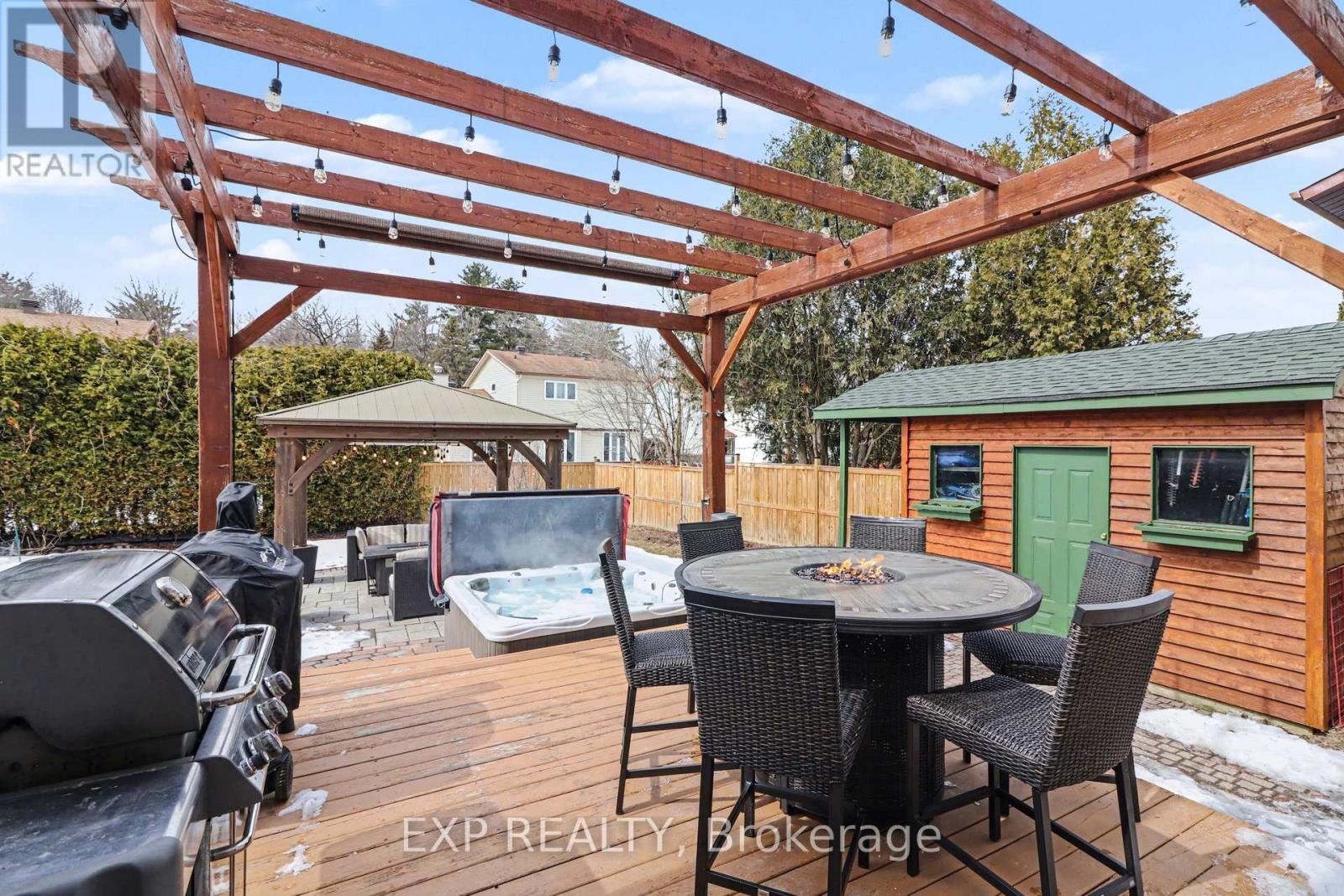 1528 Missyabit Drive, Ottawa, Ontario  K1E 2M6 - Photo 32 - X12920670