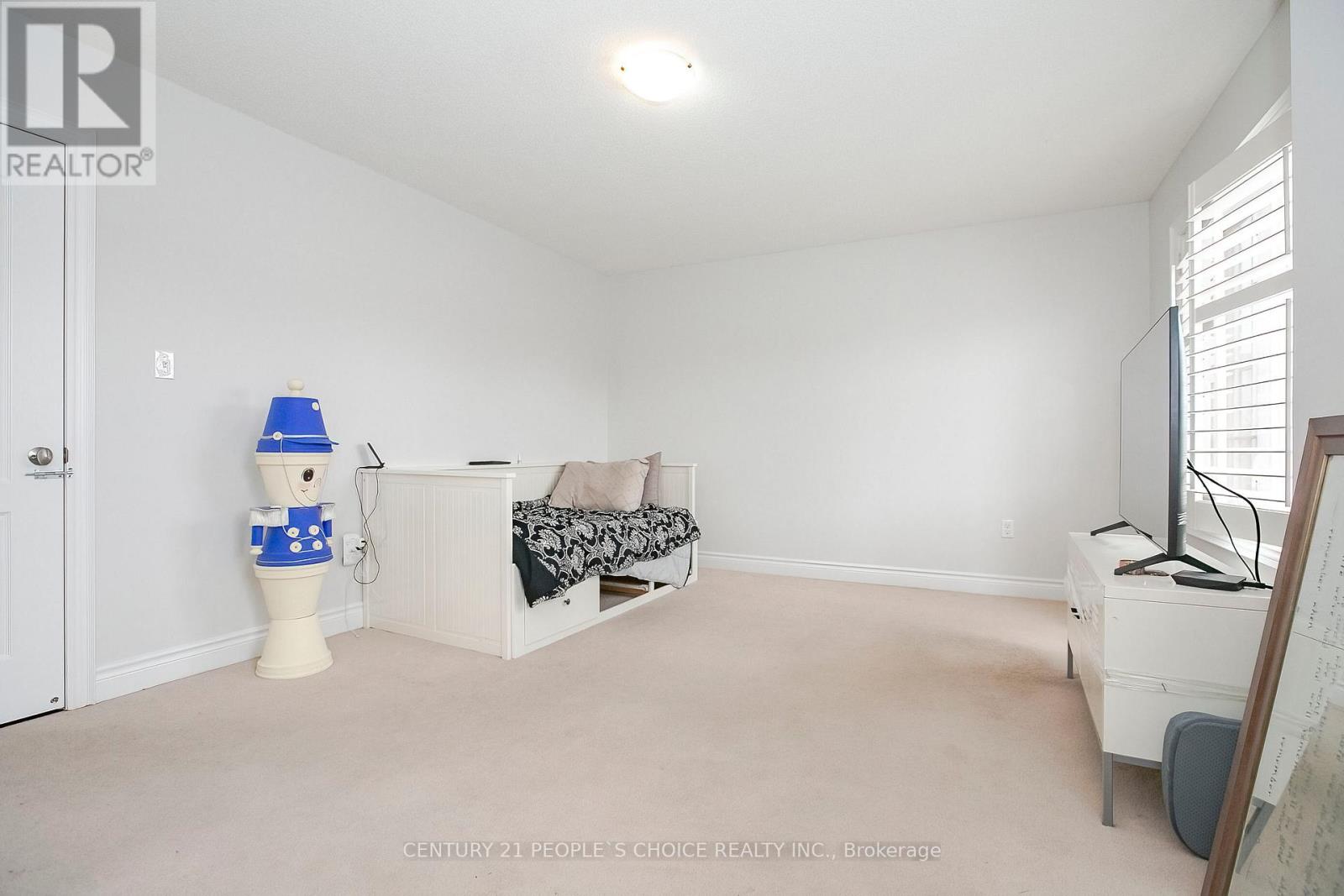 33 Accent Circle, Brampton, Ontario  L7A 0L3 - Photo 29 - W12919314