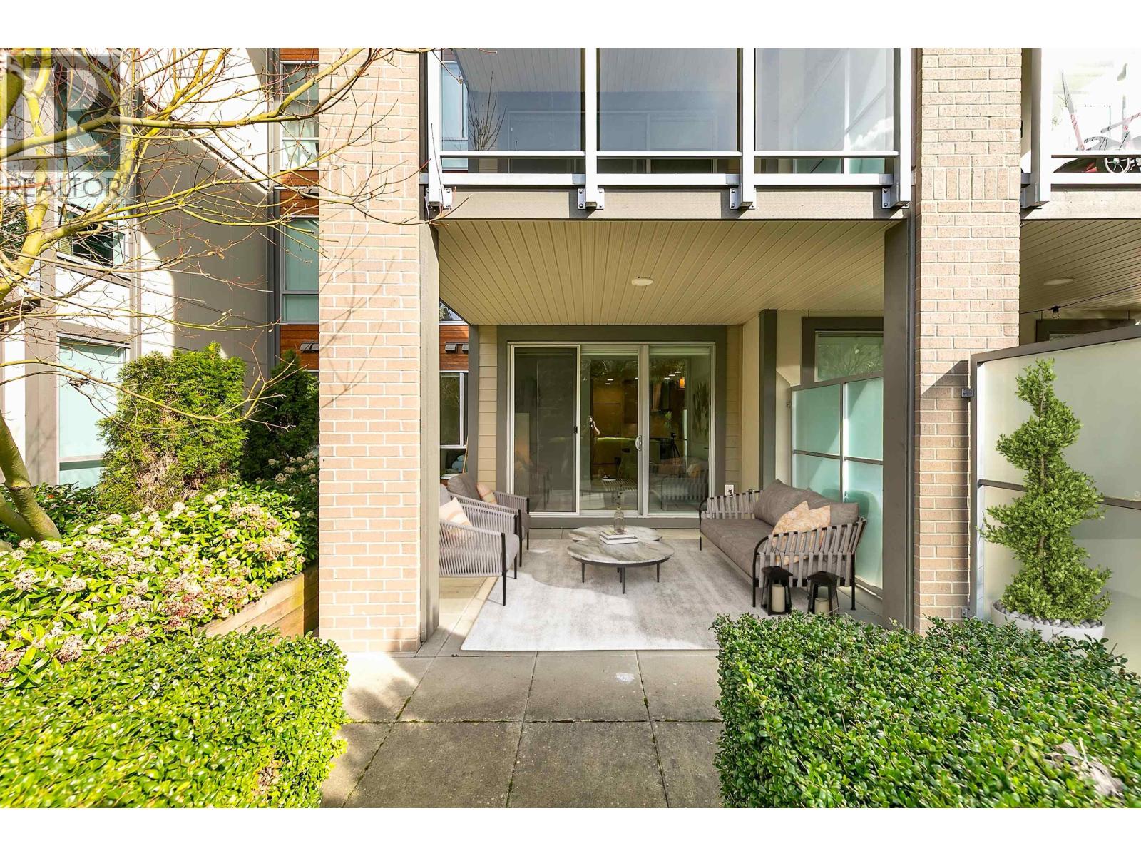 210 5460 Broadway, Burnaby, British Columbia  V5B 0B4 - Photo 21 - R3103528