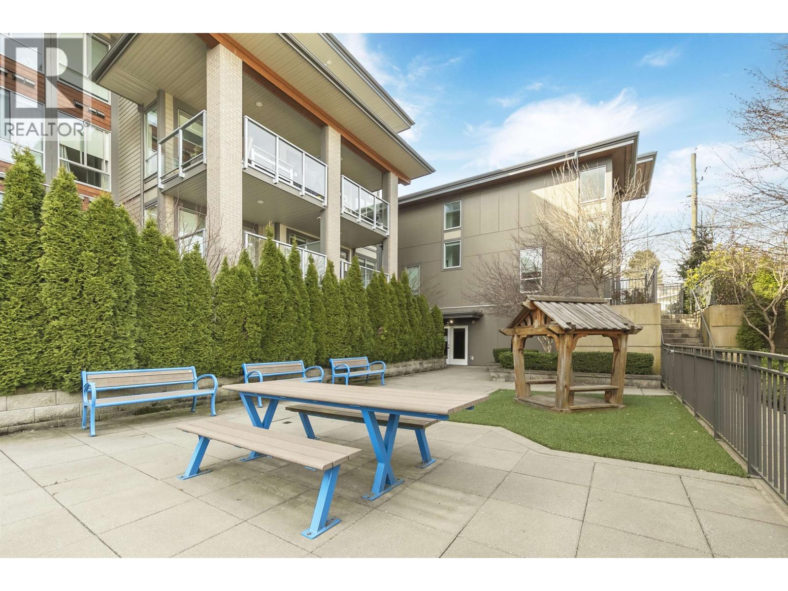 210 5460 Broadway, Burnaby, British Columbia  V5B 0B4 - Photo 25 - R3103528