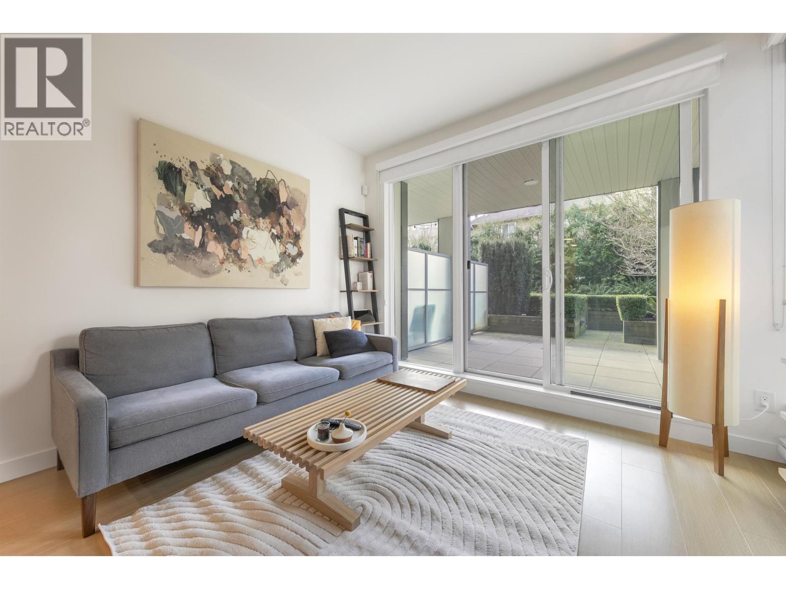 210 5460 Broadway, Burnaby, British Columbia  V5B 0B4 - Photo 9 - R3103528