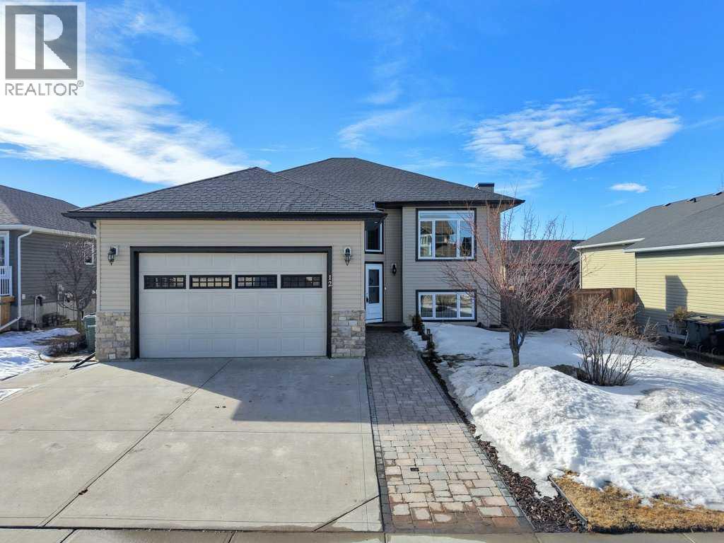 12 Vermont Close, Olds, Alberta  T4H 0C3 - Photo 2 - A2295196