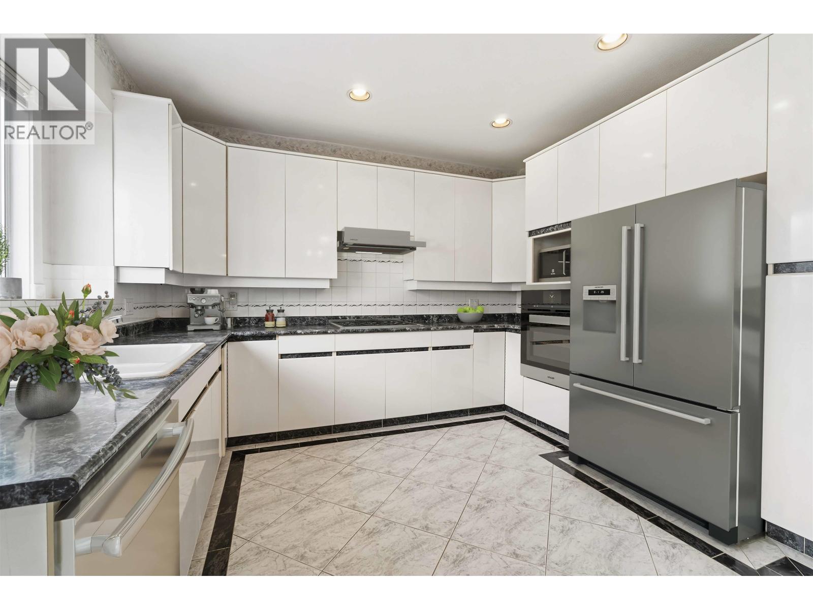 1769 E 49th Avenue, Vancouver, British Columbia  V5P 1T2 - Photo 7 - R3103507