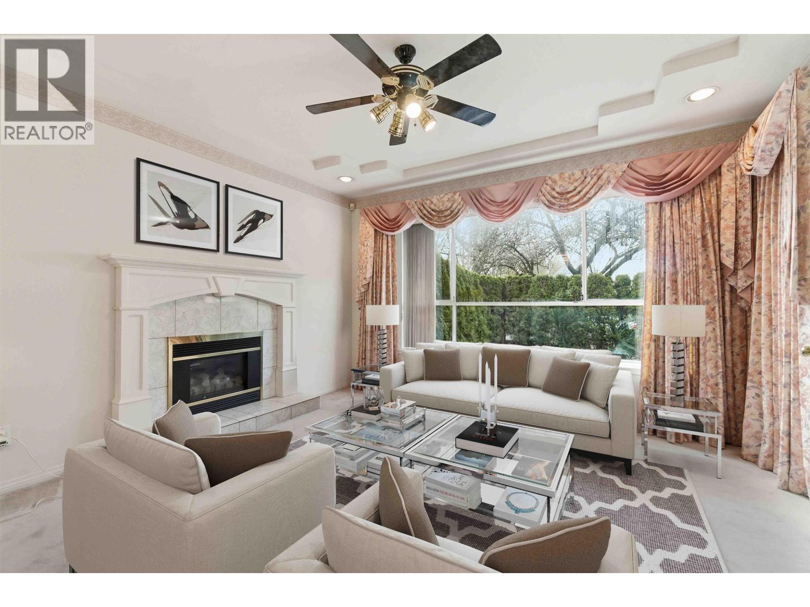 1769 E 49th Avenue, Vancouver, British Columbia  V5P 1T2 - Photo 2 - R3103507