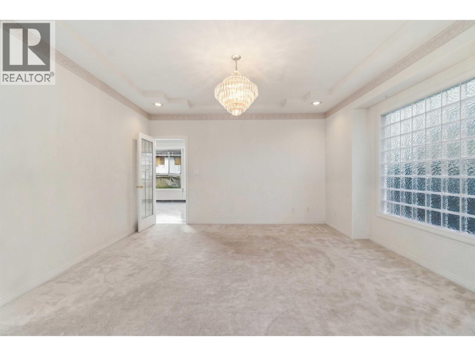 1769 E 49th Avenue, Vancouver, British Columbia  V5P 1T2 - Photo 4 - R3103507