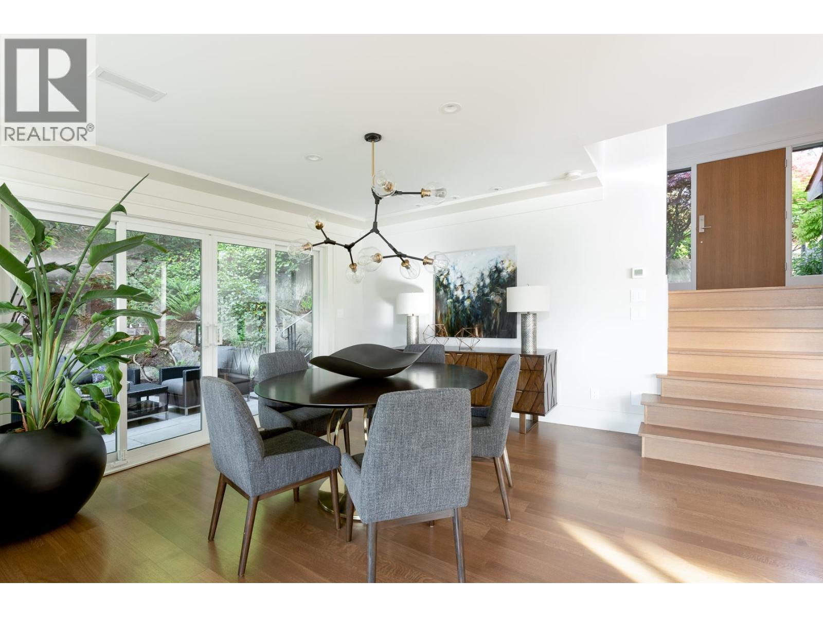 5260 Timberfeild Lane, West Vancouver, British Columbia  V7W 2Z5 - Photo 8 - R3103425