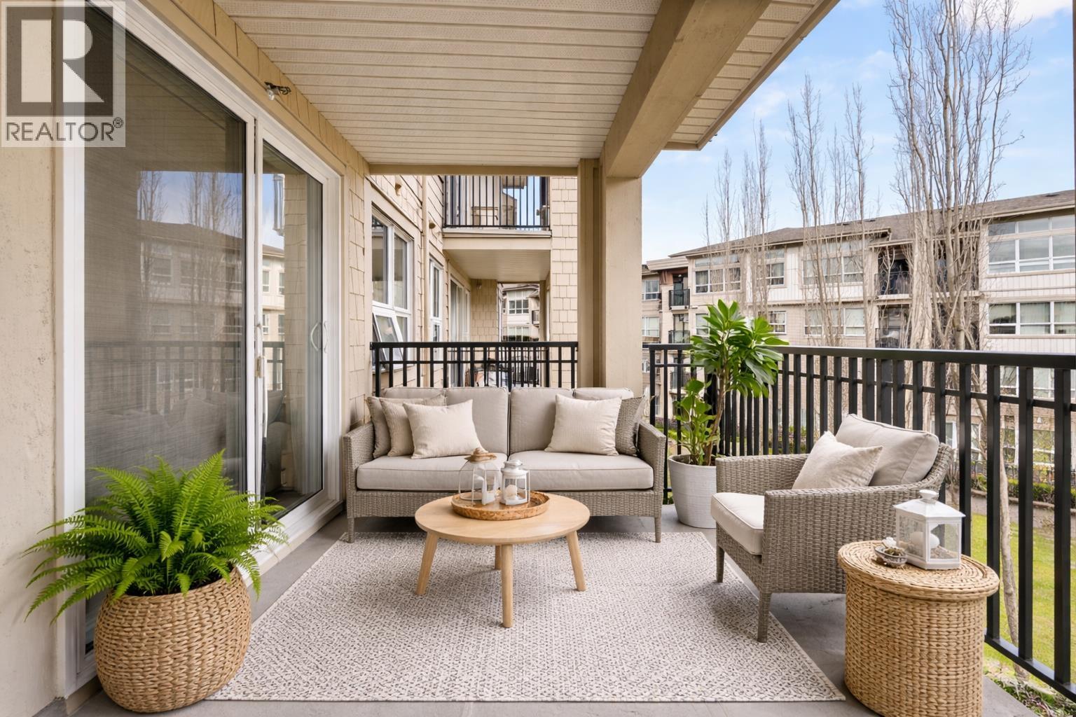 307 6828 Eckersley Road, Richmond, British Columbia  V6Y 0E8 - Photo 2 - R3103517