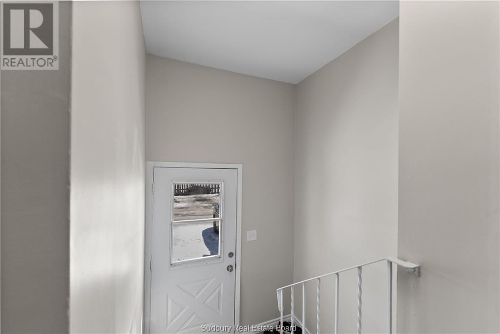 29 Laren Street, Wahnapitae, Ontario  P0M 3C0 - Photo 46 - 2126906