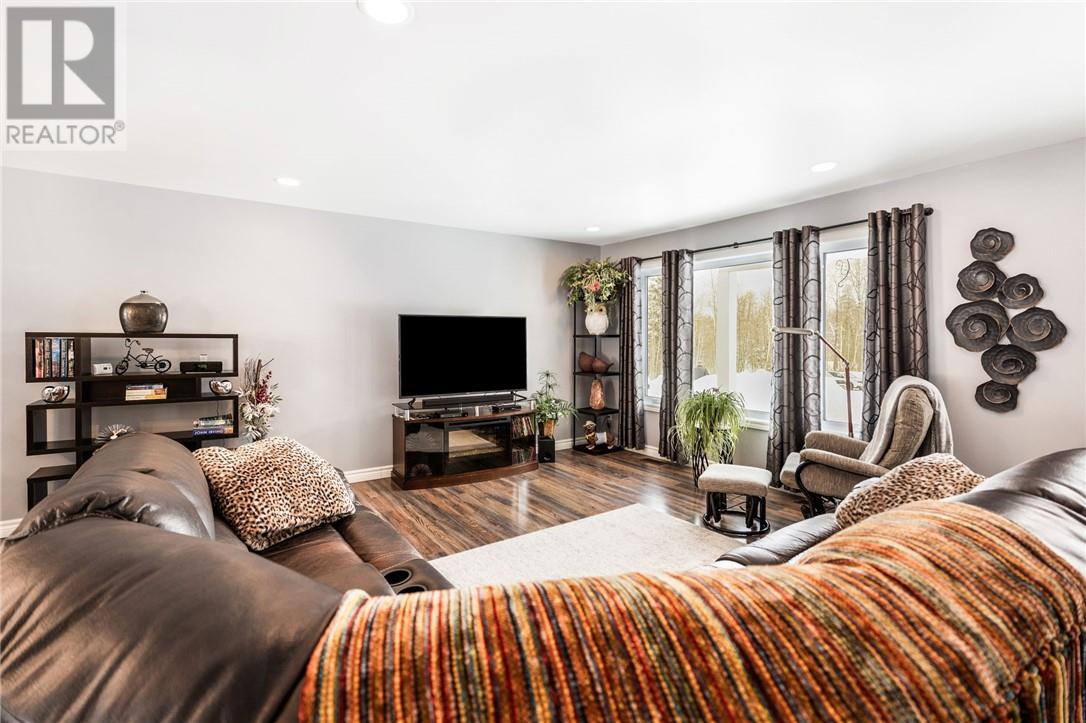 1811 Nepewassi Lake Road, Estaire, Ontario  P3E 4N1 - Photo 6 - 2126869