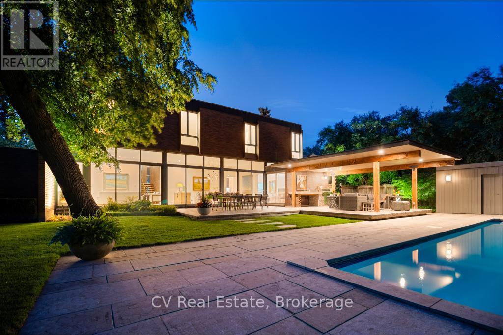 31 Auchmar Road, Hamilton, Ontario  L9C 1C6 - Photo 2 - X12920776