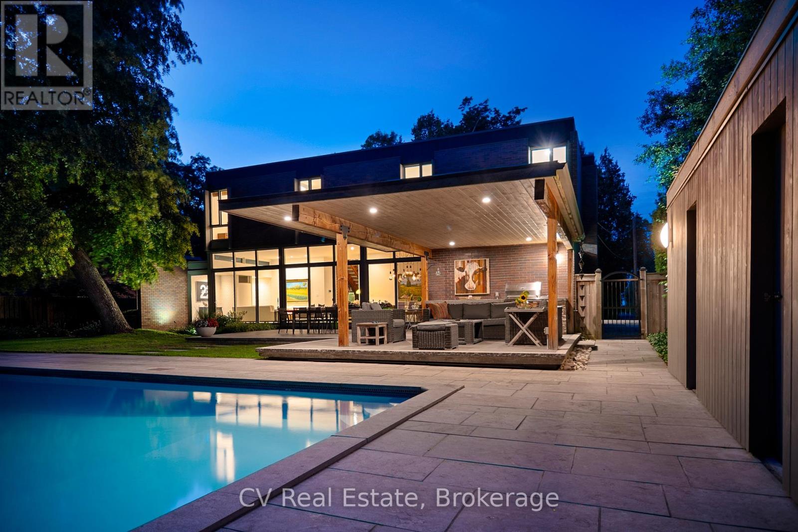 31 Auchmar Road, Hamilton, Ontario  L9C 1C6 - Photo 36 - X12920776