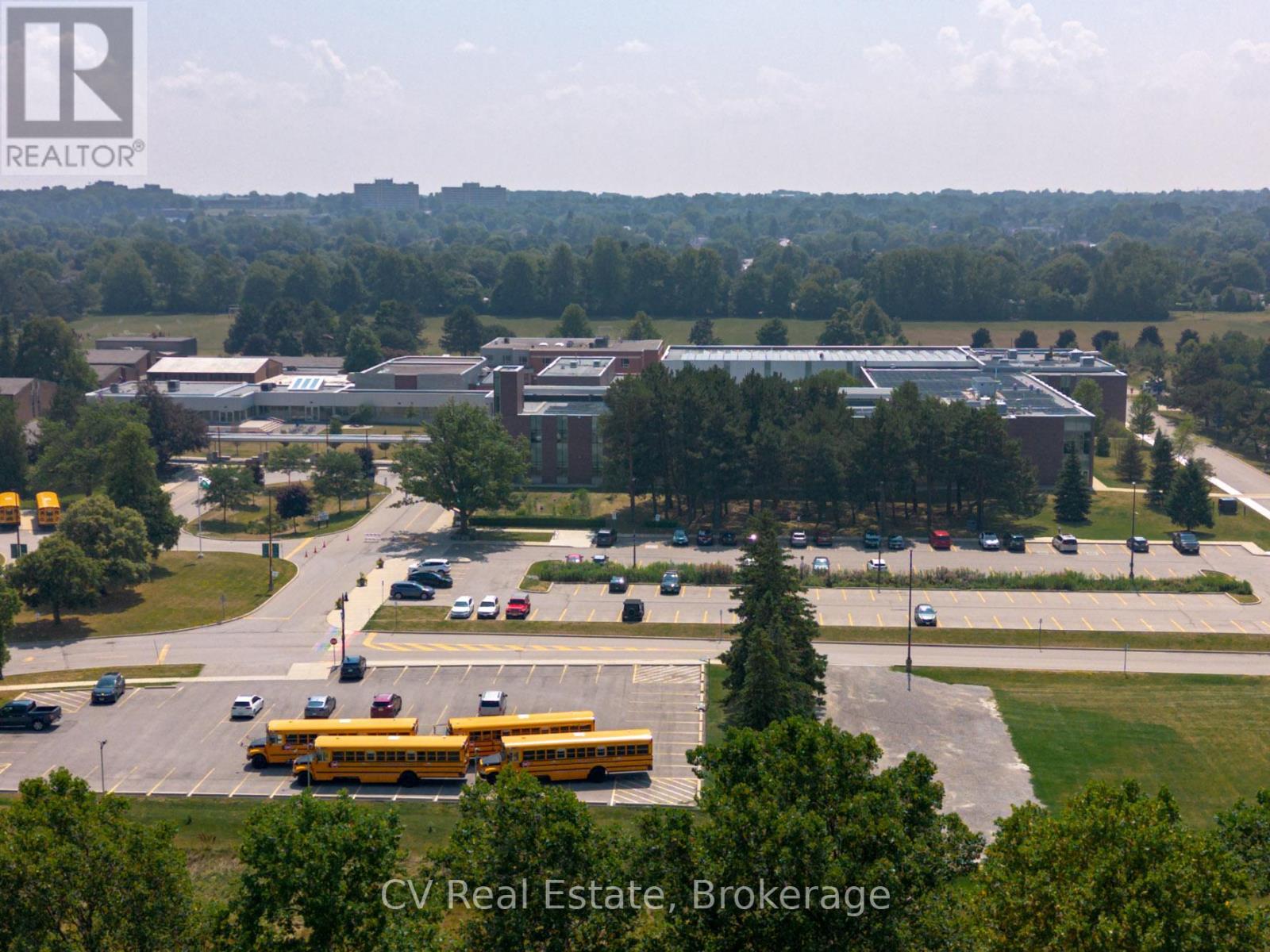 31 Auchmar Road, Hamilton, Ontario  L9C 1C6 - Photo 38 - X12920776