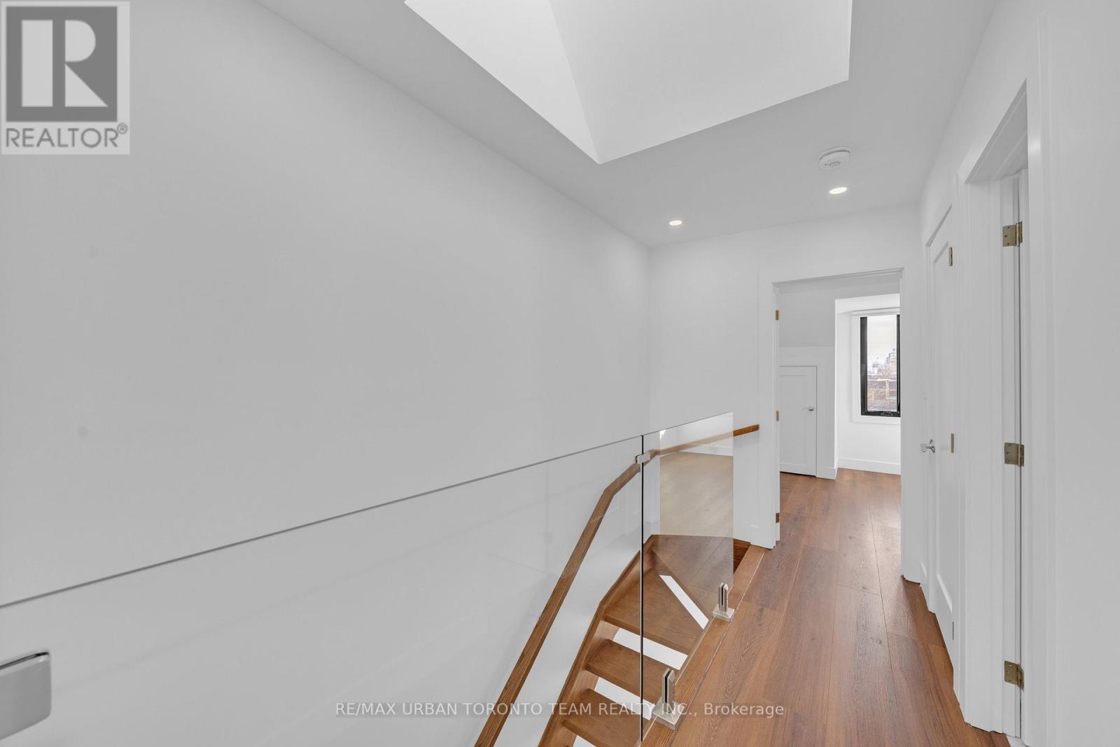 5 Wascana Avenue, Toronto, Ontario M5A 1V6 - Photo 32 - C12920814