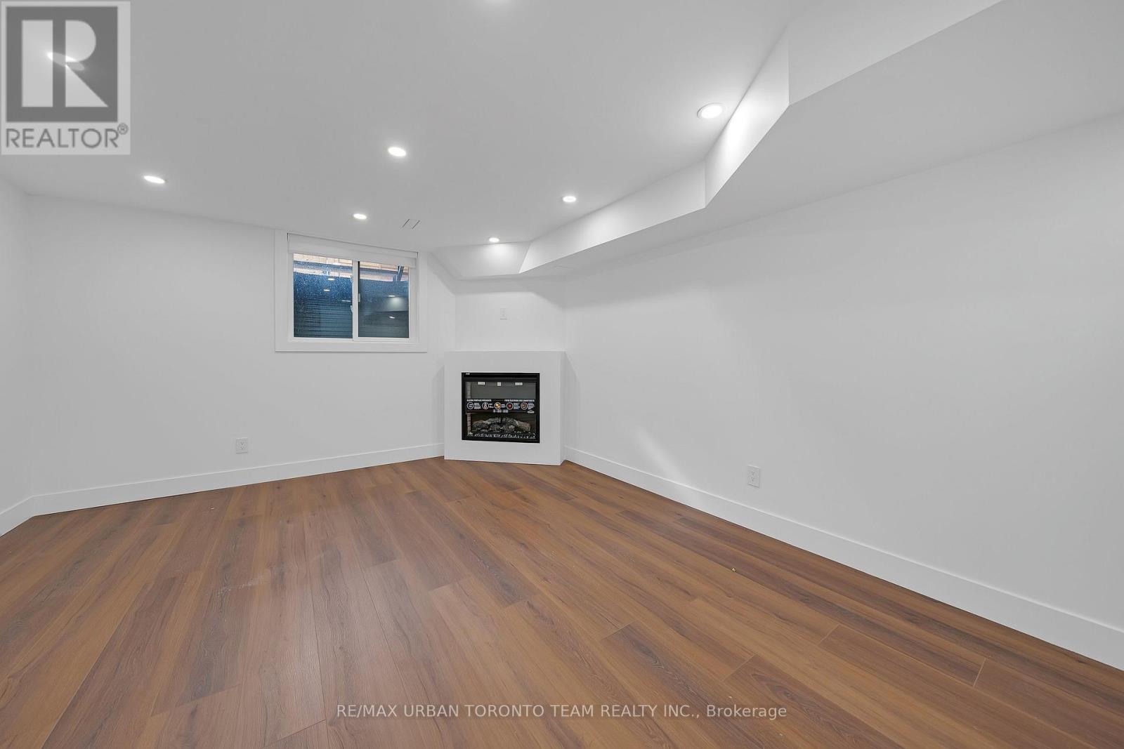 5 Wascana Avenue, Toronto, Ontario M5A 1V6 - Photo 42 - C12920814