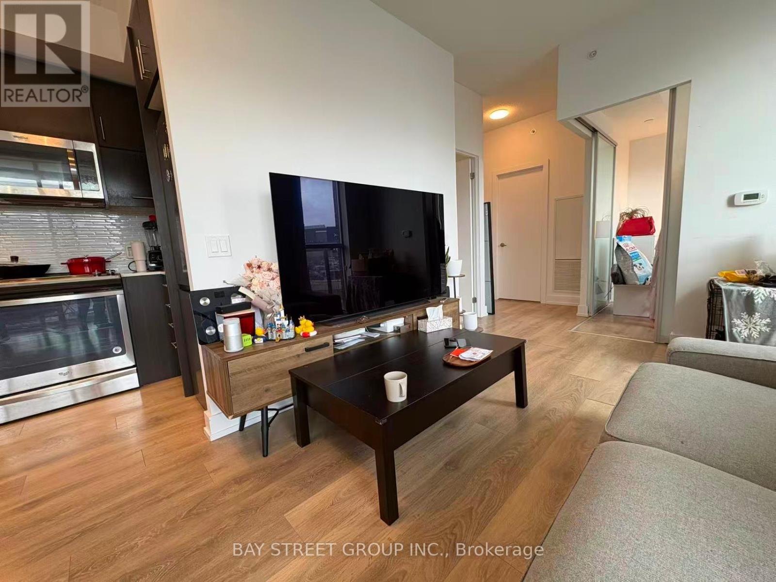 205 - 128 Fairview Mall Drive, Toronto, Ontario  M2J 0E8 - Photo 7 - C12920822