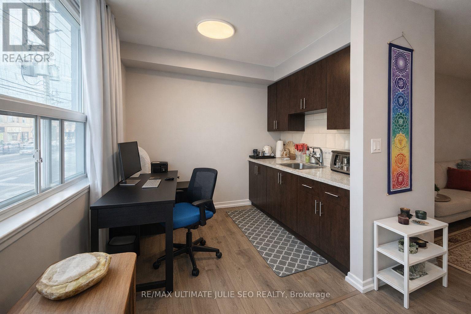 1819-1821 Avenue Road, Toronto, Ontario  M5M 3Z4 - Photo 11 - C12920862