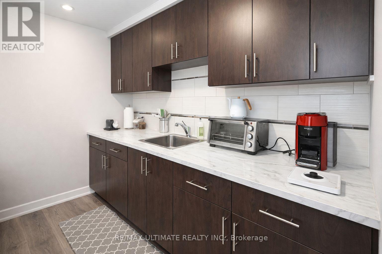 1819-1821 Avenue Road, Toronto, Ontario  M5M 3Z4 - Photo 17 - C12920862