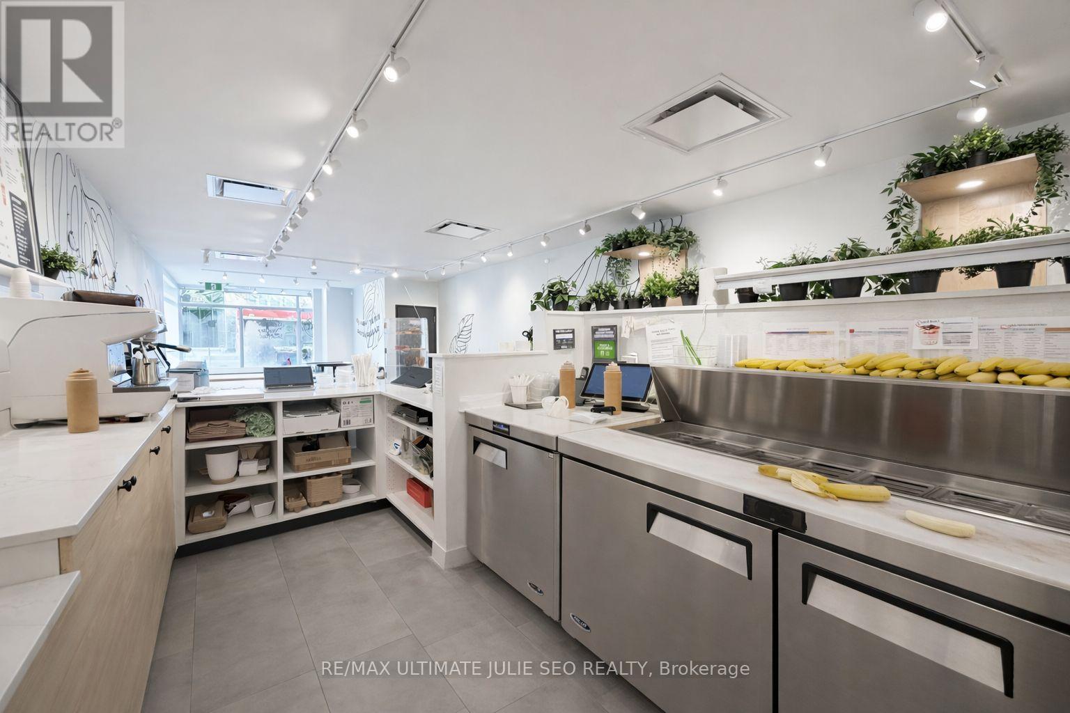 1819-1821 Avenue Road, Toronto, Ontario  M5M 3Z4 - Photo 2 - C12920862