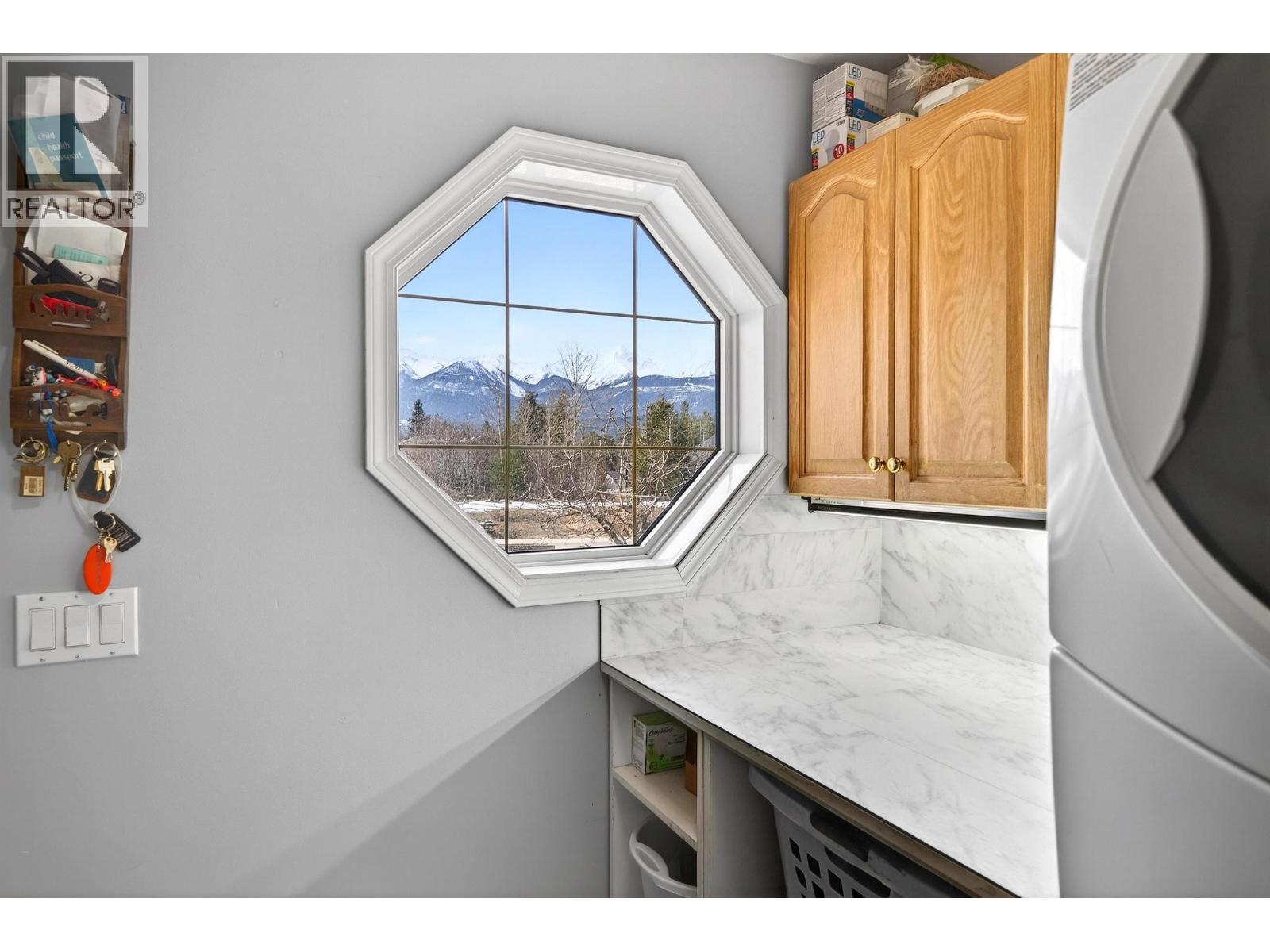 1505 Cedar Street, Golden, British Columbia  V0A 1H6 - Photo 32 - 10380537