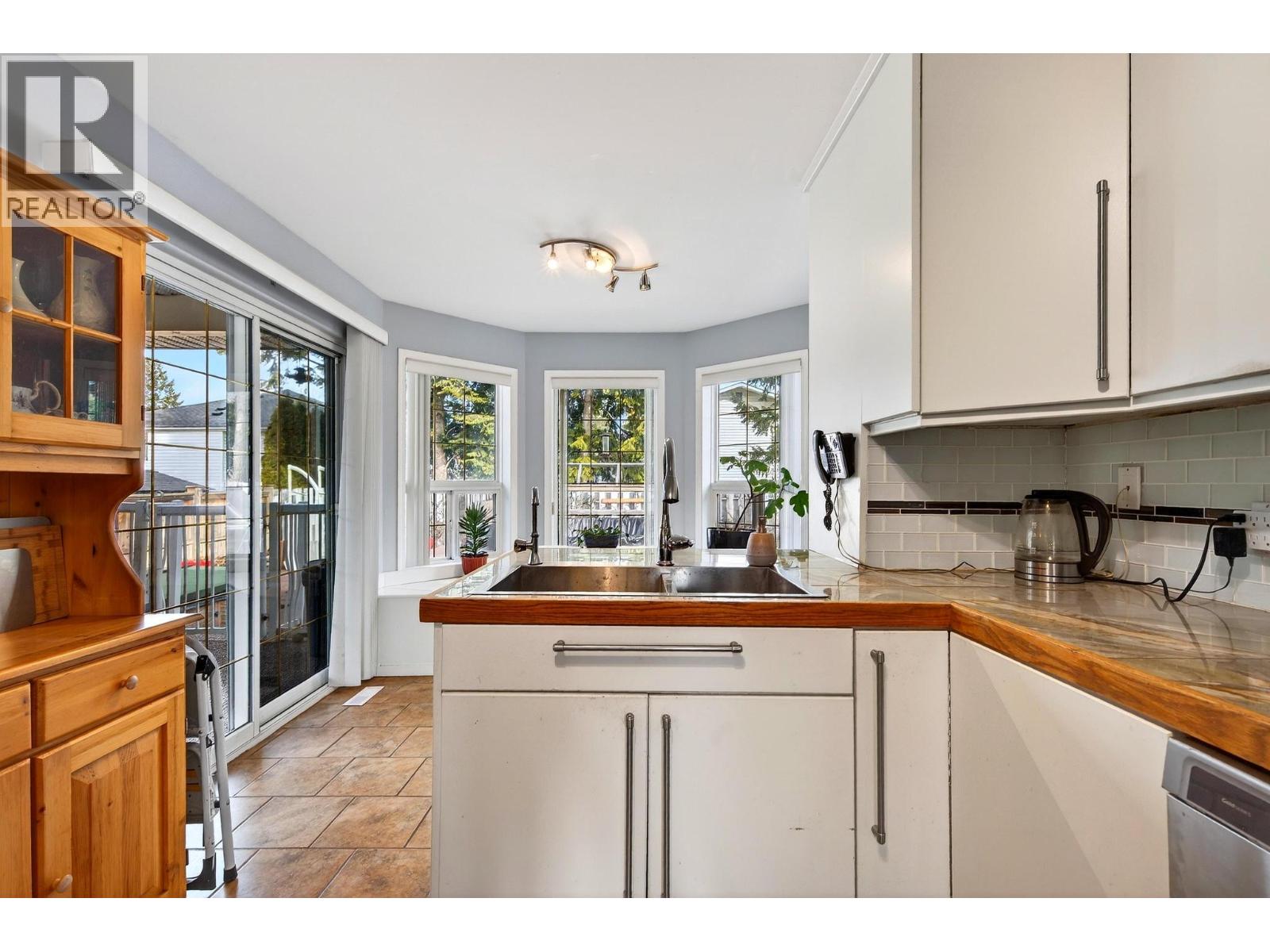 1505 Cedar Street, Golden, British Columbia  V0A 1H6 - Photo 12 - 10380537