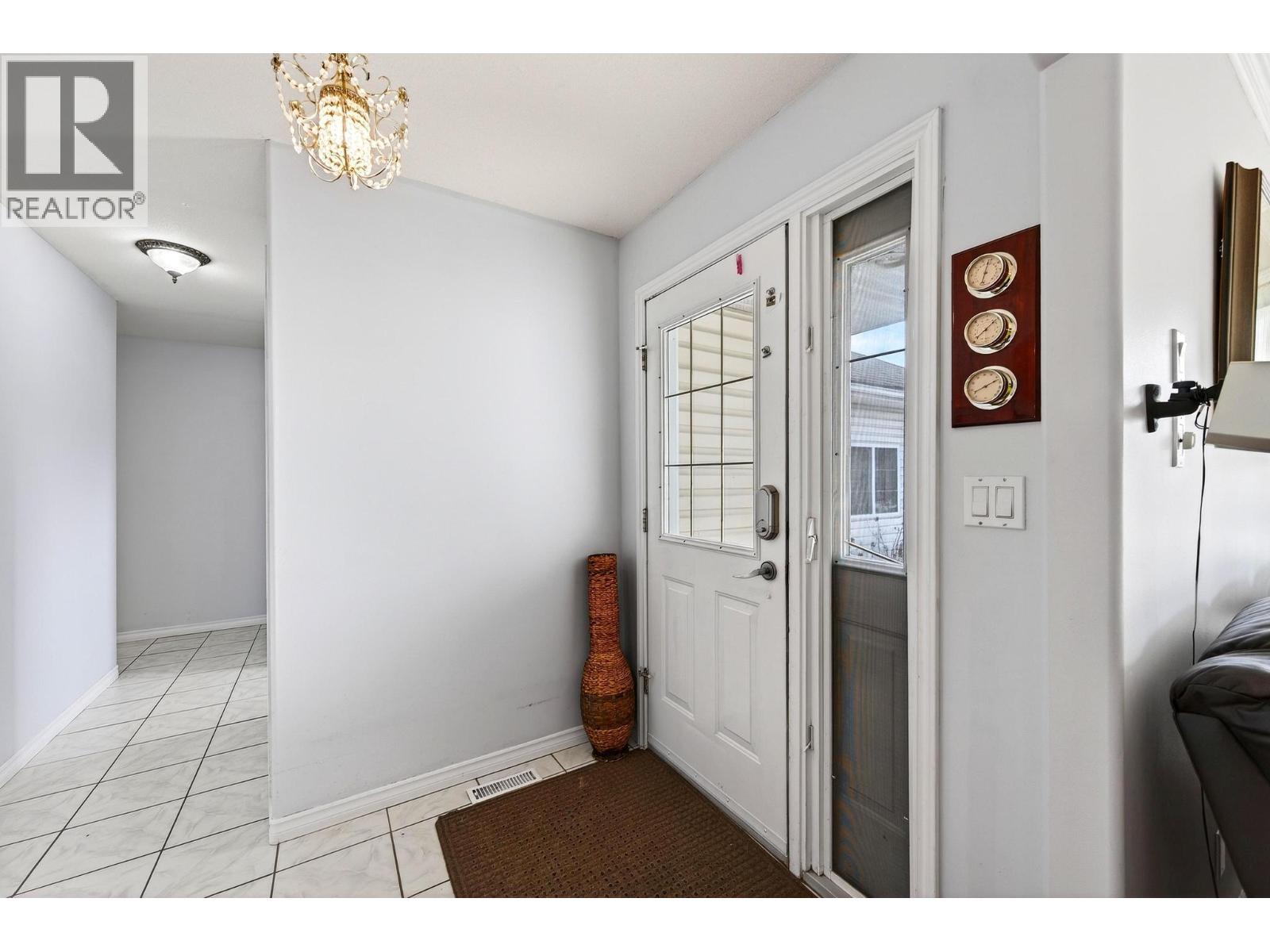 1505 Cedar Street, Golden, British Columbia  V0A 1H6 - Photo 30 - 10380537