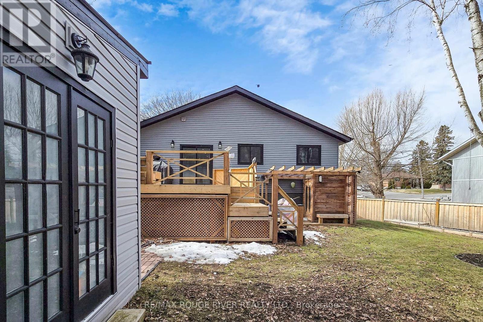 247 Beaver Street N, Clarington, Ontario  L1B 1J3 - Photo 43 - E12920780