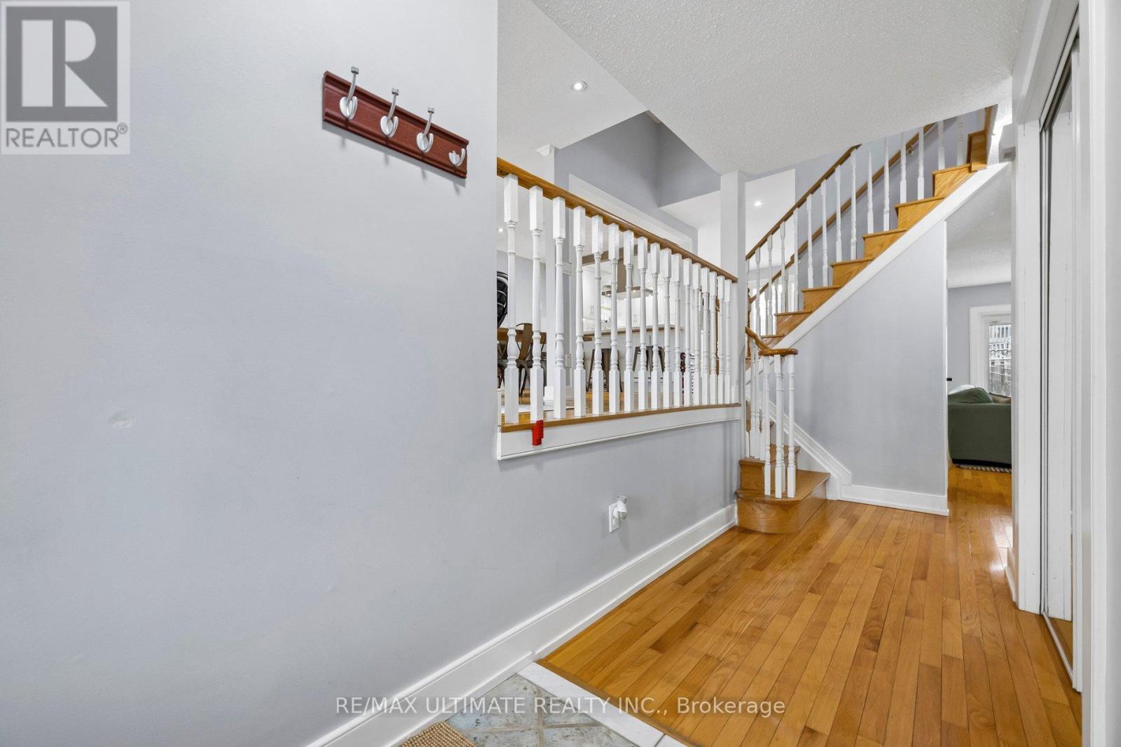 864 Copperfield Drive, Oshawa, Ontario  L1K 1P5 - Photo 4 - E12920832