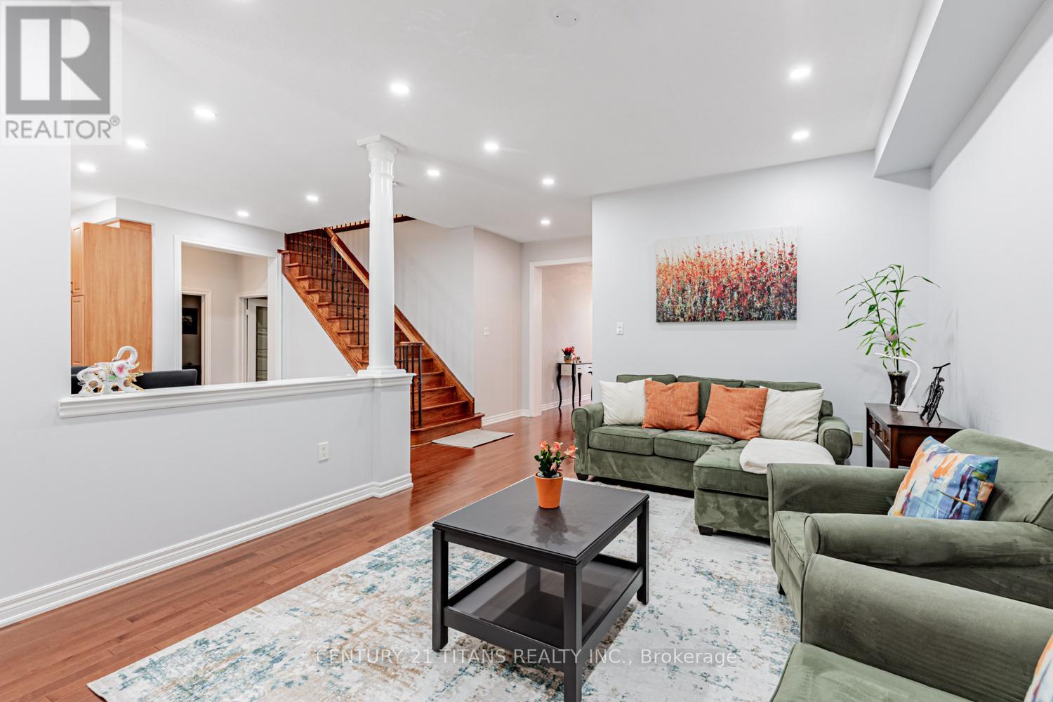 3 Condarcuri Crescent, Markham, Ontario  L6B 0G8 - Photo 12 - N12920366