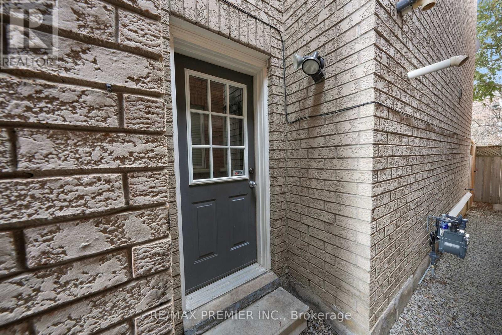 12 Yellowood Circle, Vaughan, Ontario  L4J 8L9 - Photo 14 - N12920830