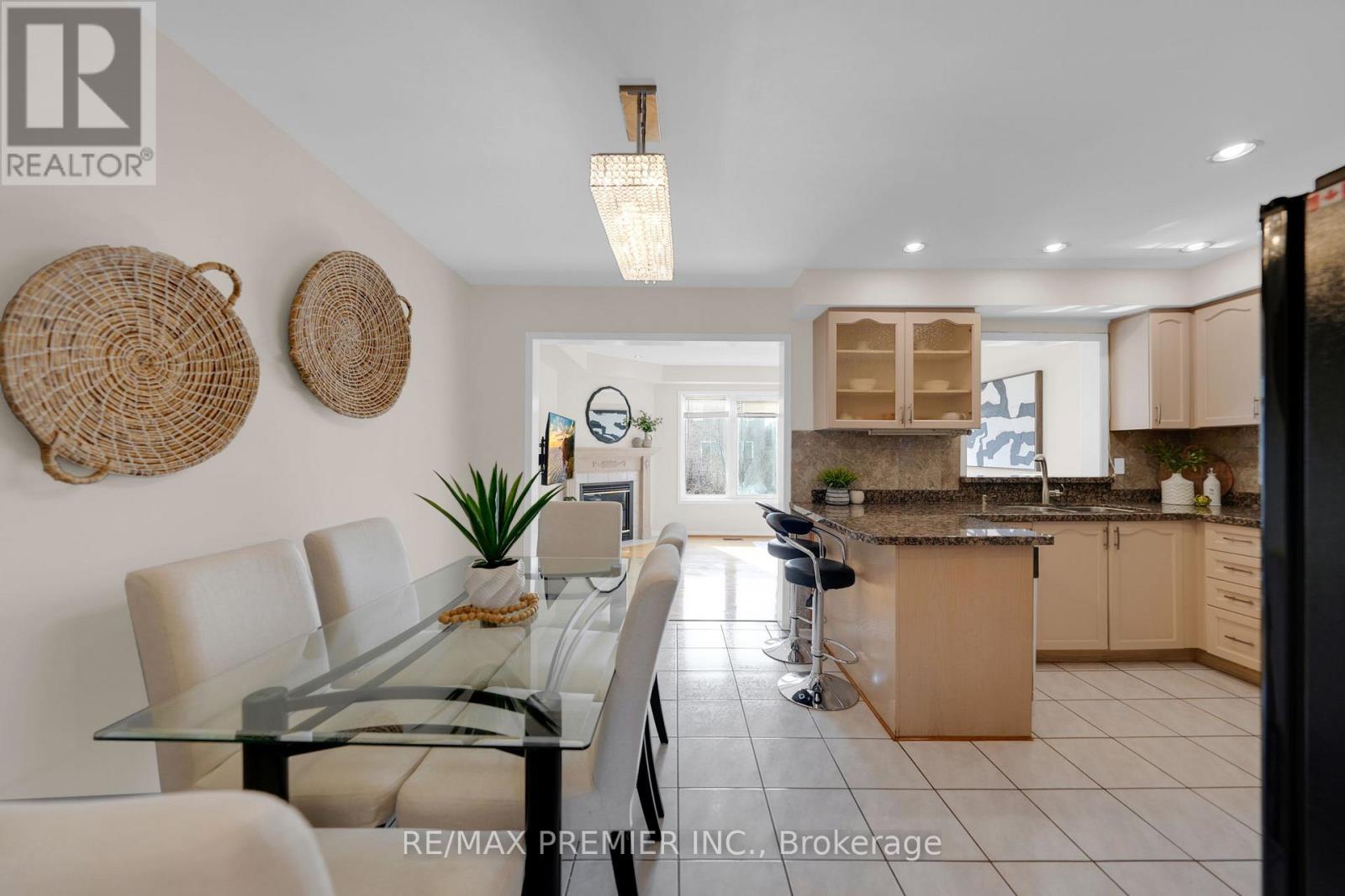 12 Yellowood Circle, Vaughan, Ontario  L4J 8L9 - Photo 32 - N12920830