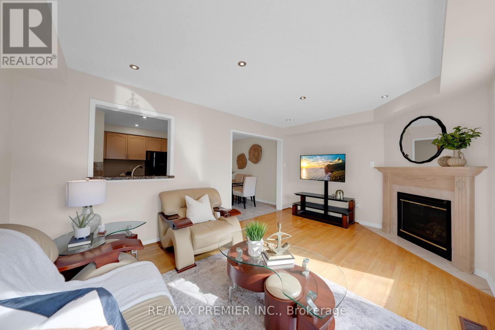 12 Yellowood Circle, Vaughan, Ontario  L4J 8L9 - Photo 37 - N12920830